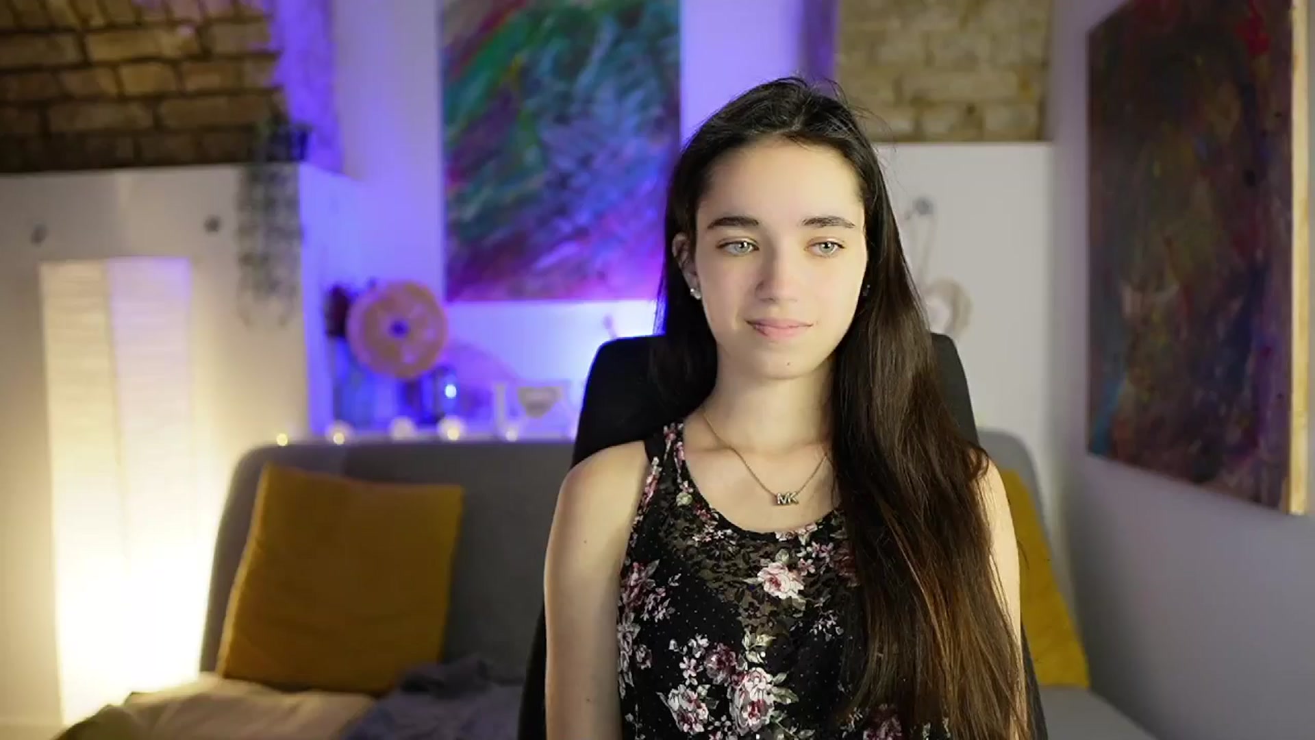 Gallery image thumbnail from Gia_Paige18's myfreecams stream on, 12/17/2024, 11:25 image 6 of 20