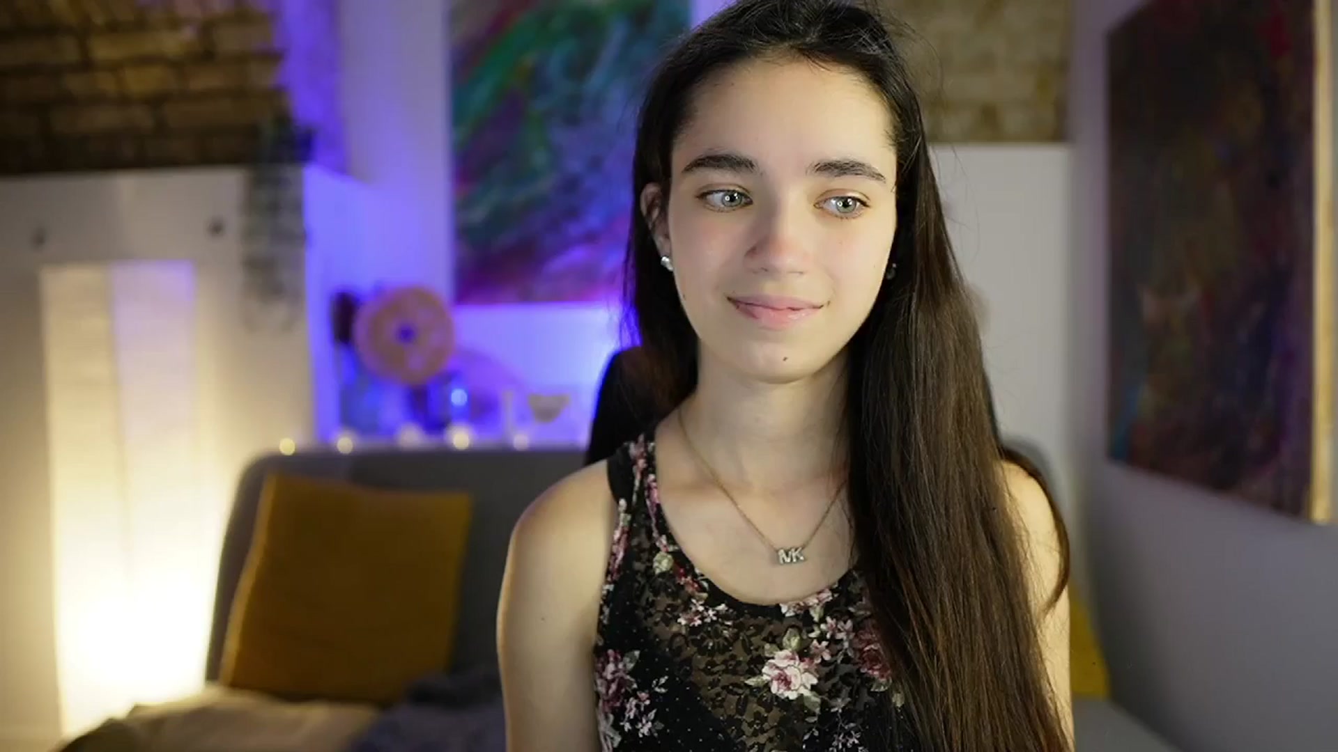 Gallery image thumbnail from Gia_Paige18's myfreecams stream on, 12/17/2024, 11:25 image 16 of 20