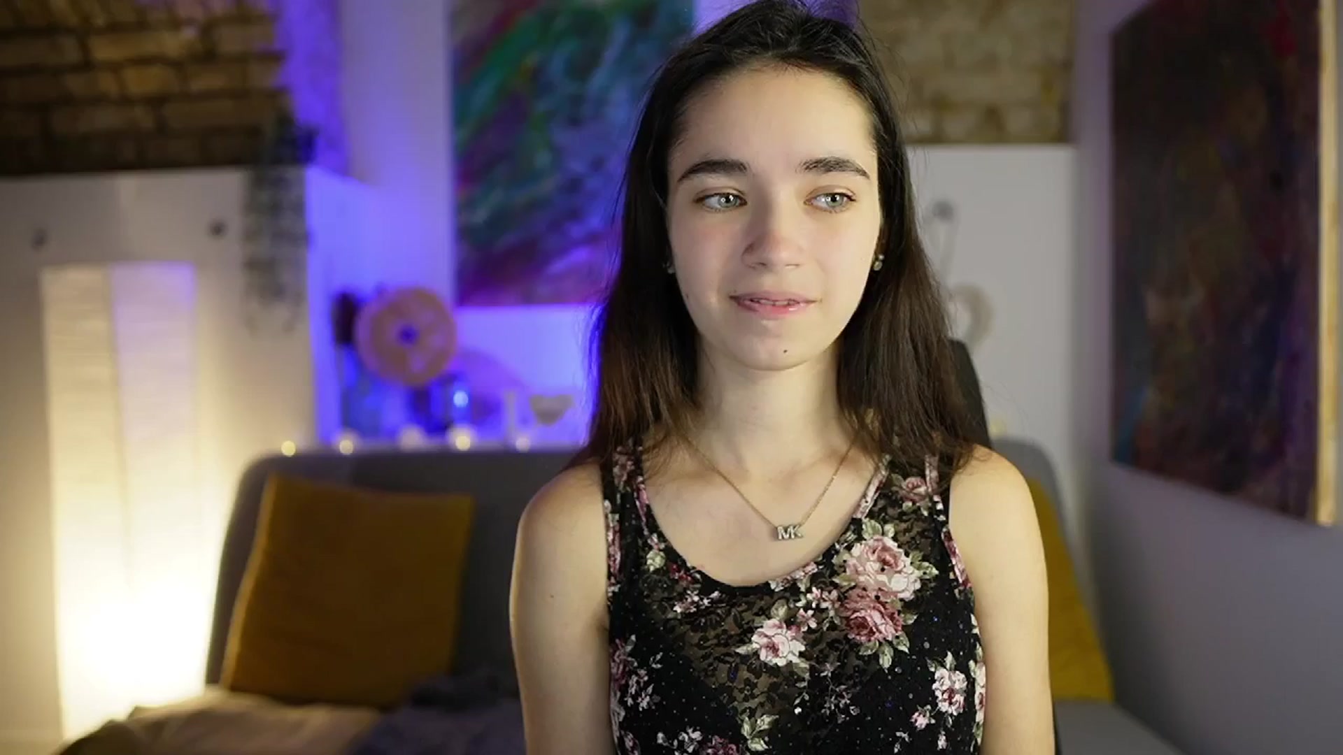 Gallery image thumbnail from Gia_Paige18's myfreecams stream on, 12/17/2024, 13:46 image 7 of 20