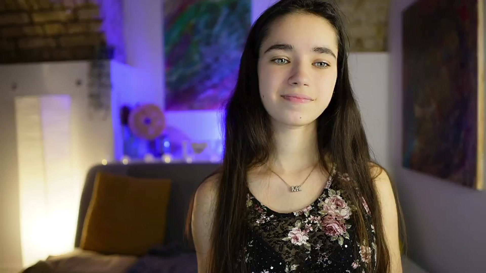 Gallery image thumbnail from Gia_Paige18's myfreecams stream on, 12/17/2024, 13:46 image 16 of 20