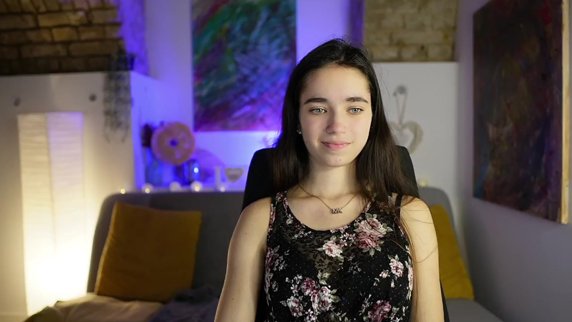 Gallery image thumbnail from Gia_Paige18's myfreecams stream on, 12/17/2024, 13:46 image 15 of 20
