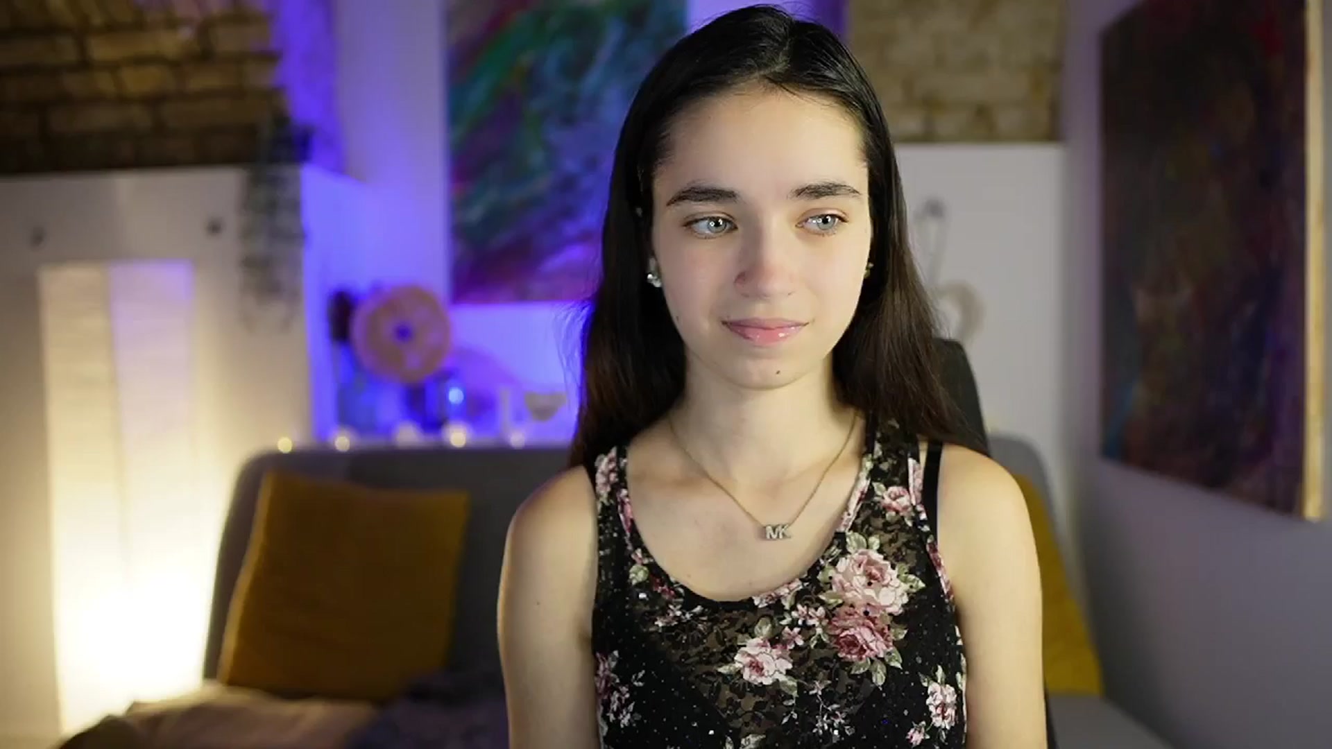 Gallery image thumbnail from Gia_Paige18's myfreecams stream on, 12/17/2024, 16:36 image 19 of 20