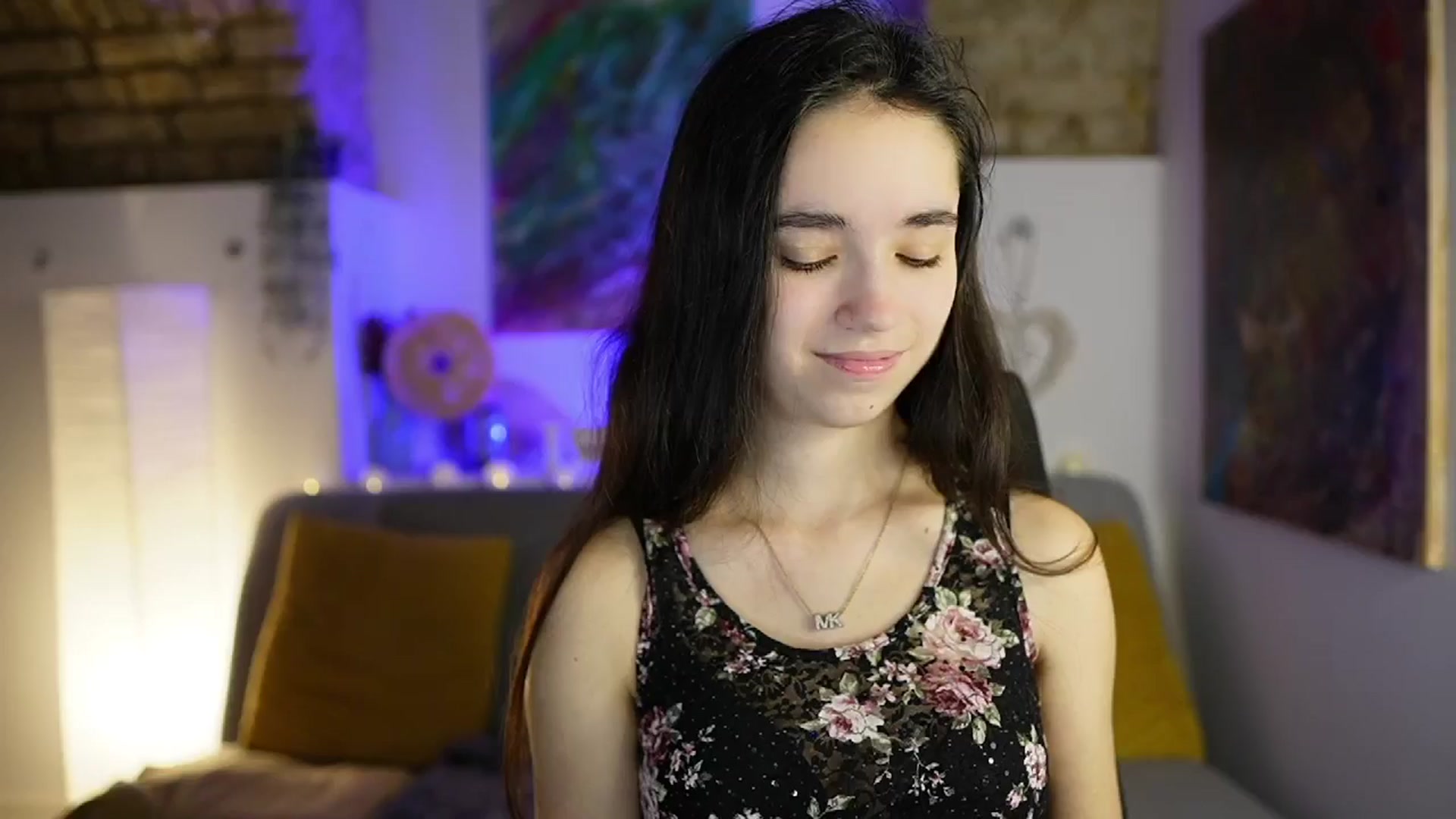 Gallery image thumbnail from Gia_Paige18's myfreecams stream on, 12/17/2024, 16:36 image 12 of 20
