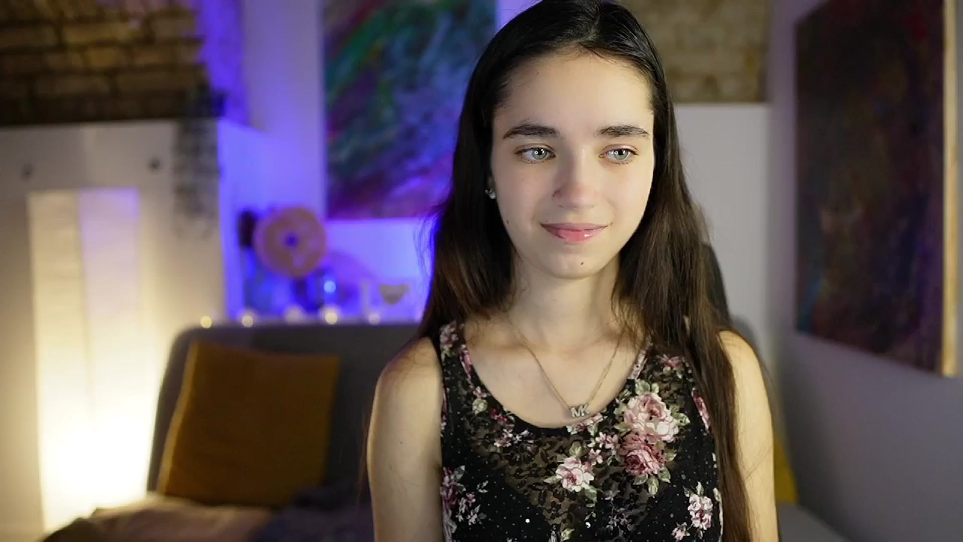 Gallery image thumbnail from Gia_Paige18's myfreecams stream on, 12/17/2024, 17:29 image 10 of 20