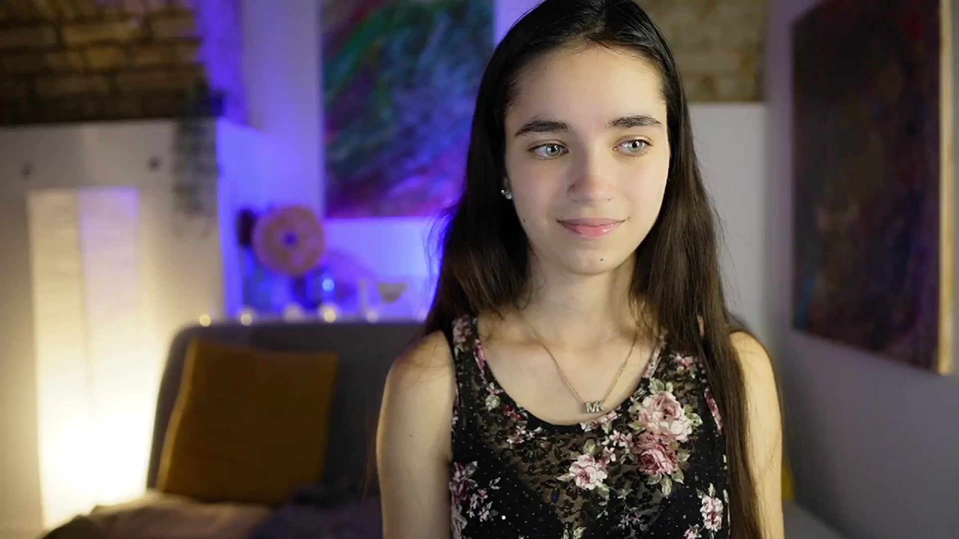 Gallery image thumbnail from Gia_Paige18's myfreecams stream on, 12/17/2024, 17:29 image 12 of 20