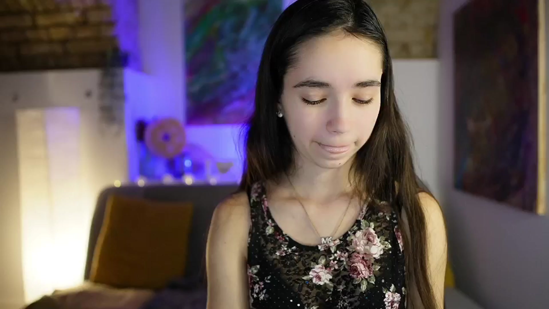Gallery image thumbnail from Gia_Paige18's myfreecams stream on, 12/17/2024, 17:29 image 8 of 20