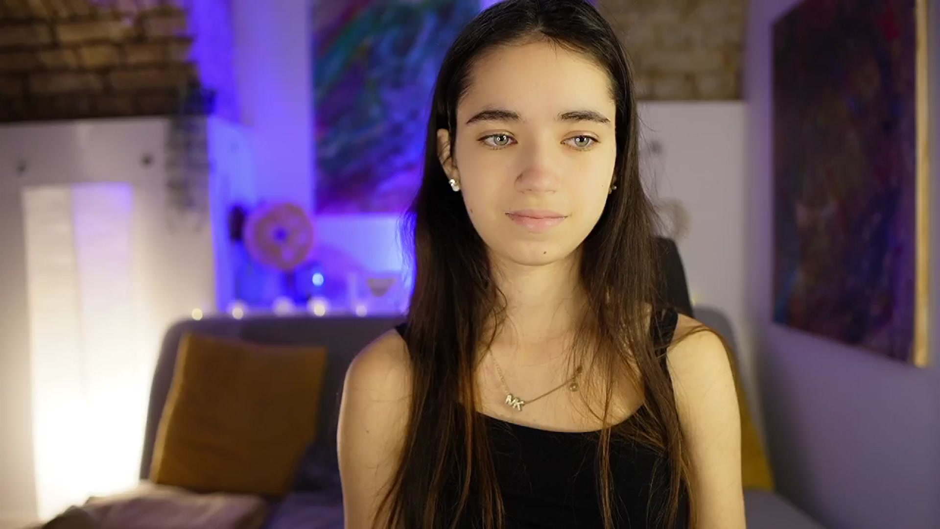 Gallery image thumbnail from Gia_Paige18's myfreecams stream on, 12/18/2024, 09:28 image 6 of 20
