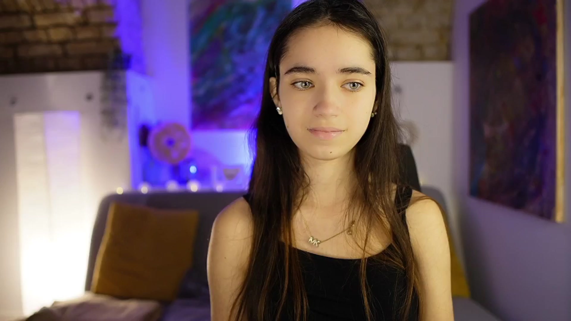 Gallery image thumbnail from Gia_Paige18's myfreecams stream on, 12/18/2024, 09:28 image 4 of 20