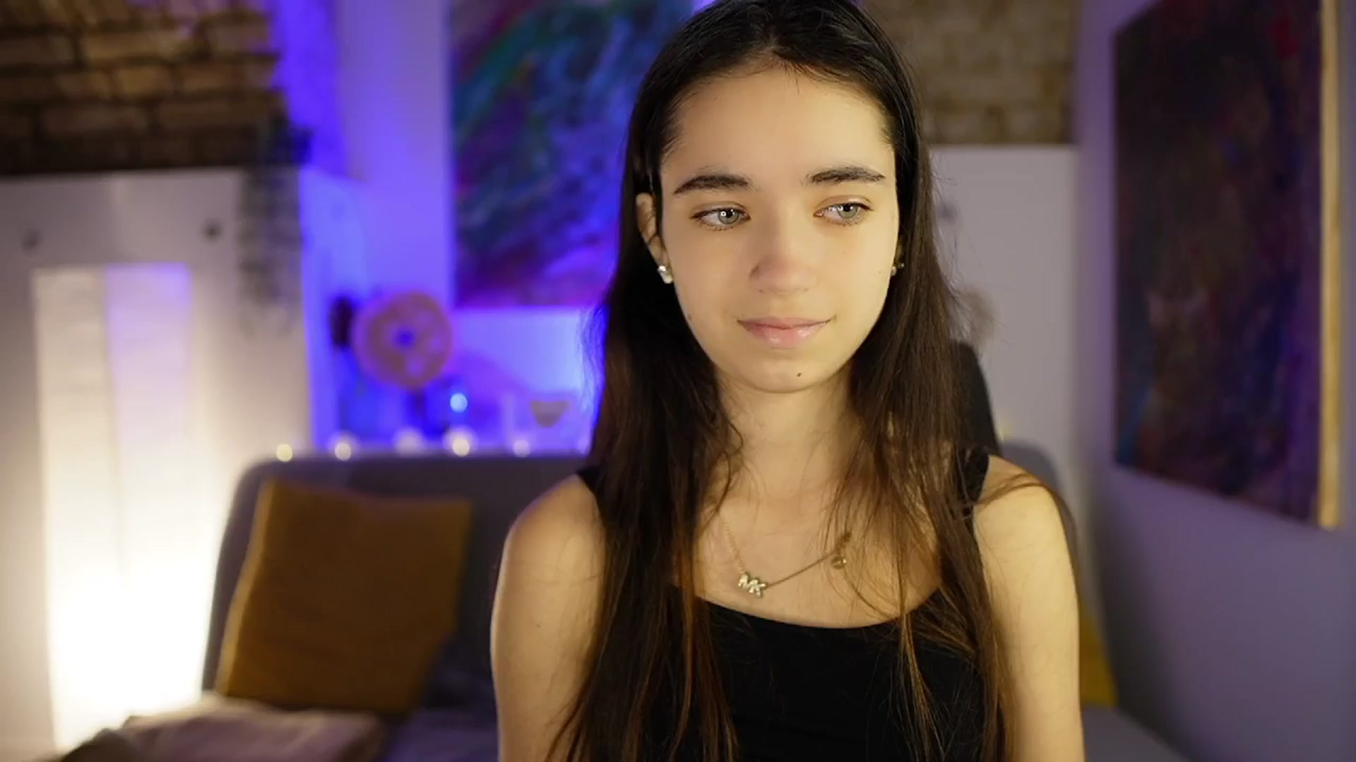 Gallery image thumbnail from Gia_Paige18's myfreecams stream on, 12/18/2024, 09:28 image 8 of 20