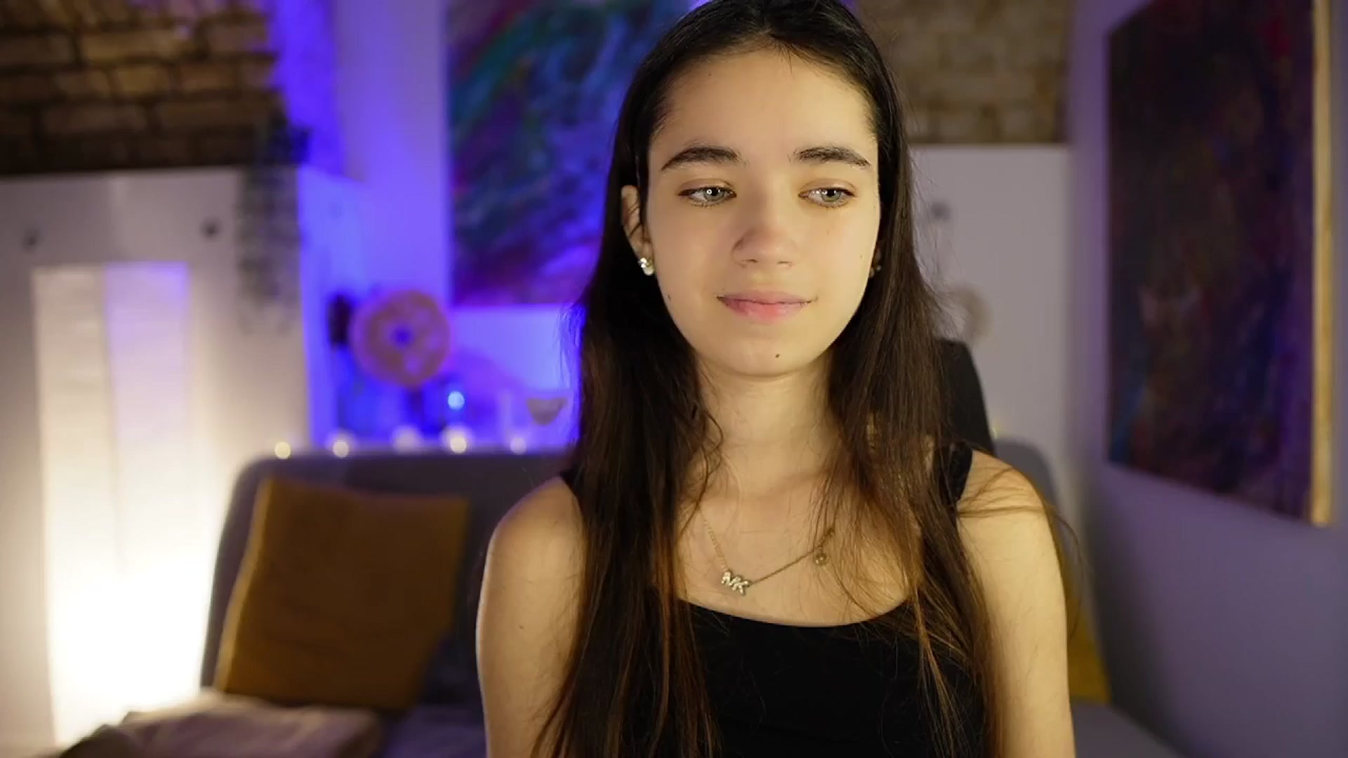 Gallery image thumbnail from Gia_Paige18's myfreecams stream on, 12/18/2024, 09:28 image 10 of 20