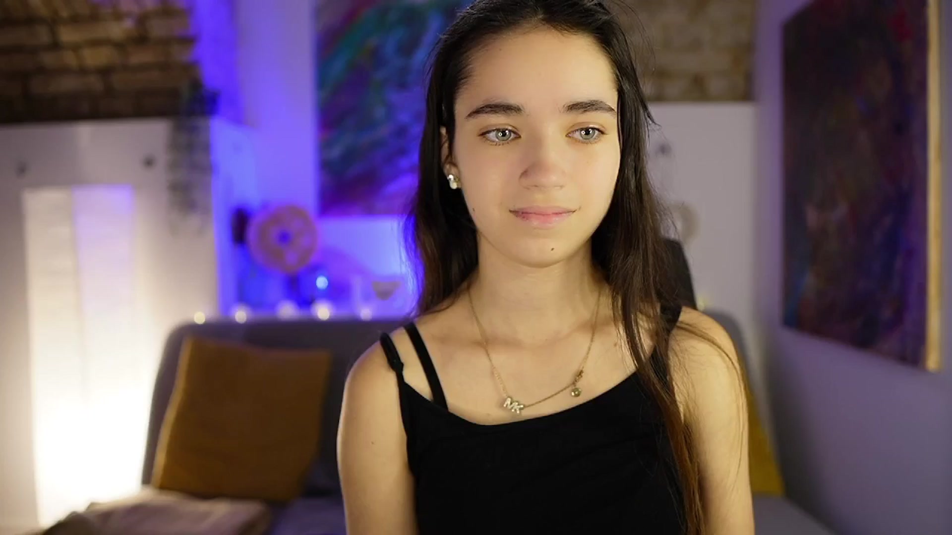 Gallery image thumbnail from Gia_Paige18's myfreecams stream on, 12/18/2024, 13:33 image 4 of 20