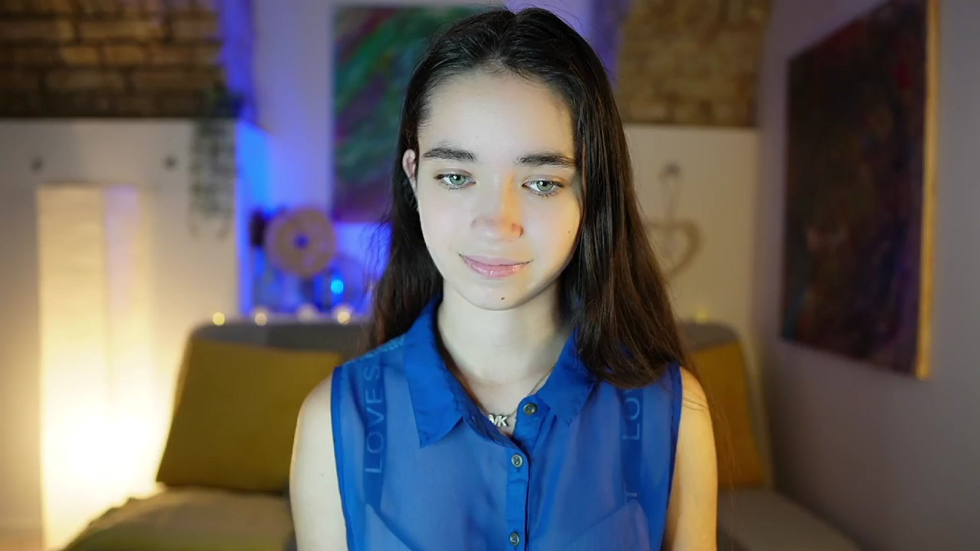 Gallery image thumbnail from Gia_Paige18's myfreecams stream on, 12/19/2024, 13:11 image 1 of 20