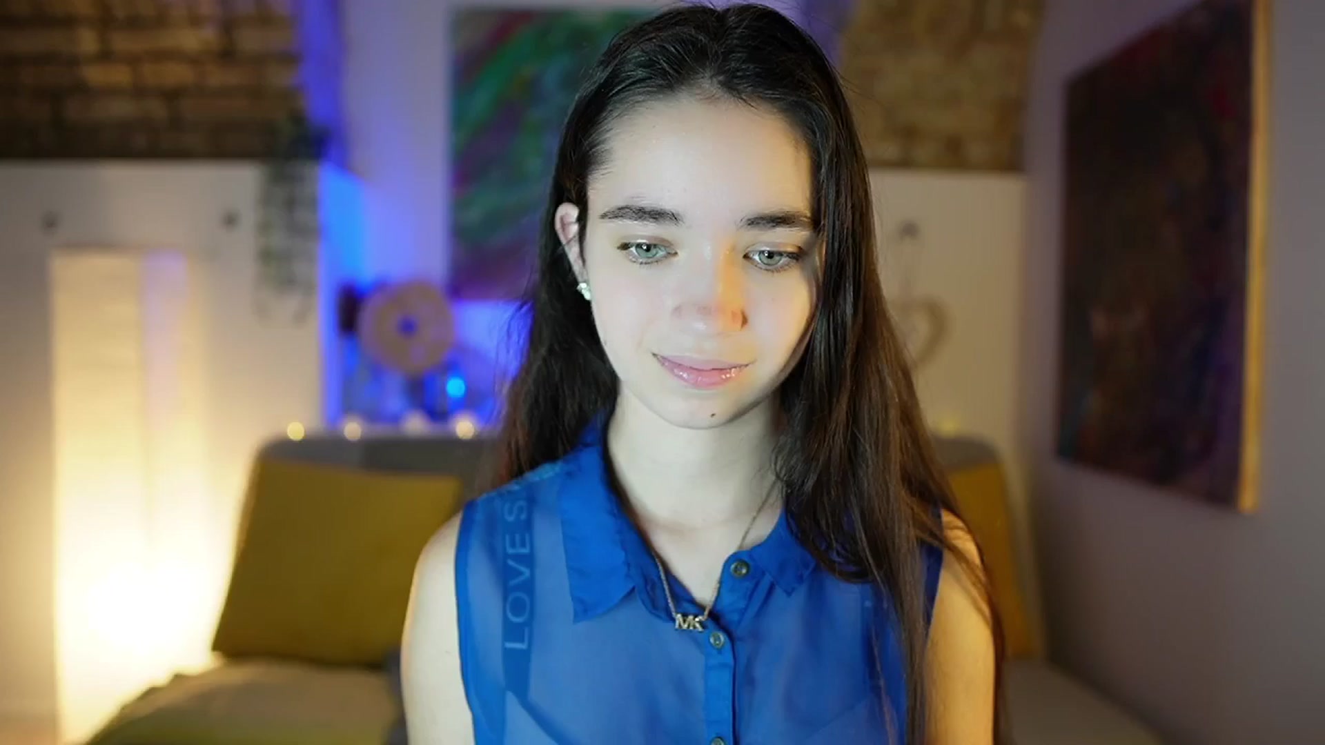 Gallery image thumbnail from Gia_Paige18's myfreecams stream on, 12/19/2024, 13:11 image 7 of 20