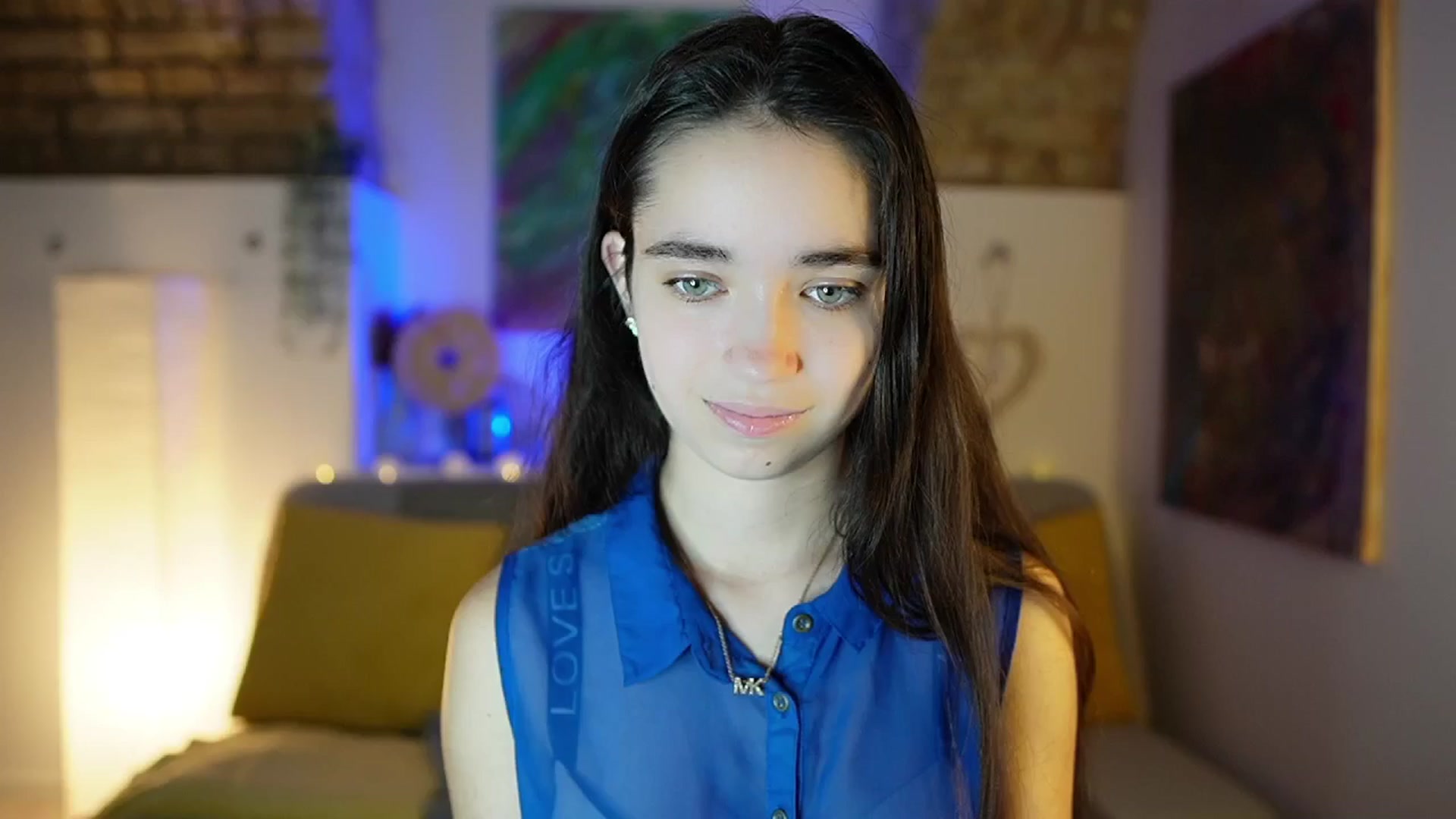 Gallery image thumbnail from Gia_Paige18's myfreecams stream on, 12/19/2024, 13:11 image 6 of 20