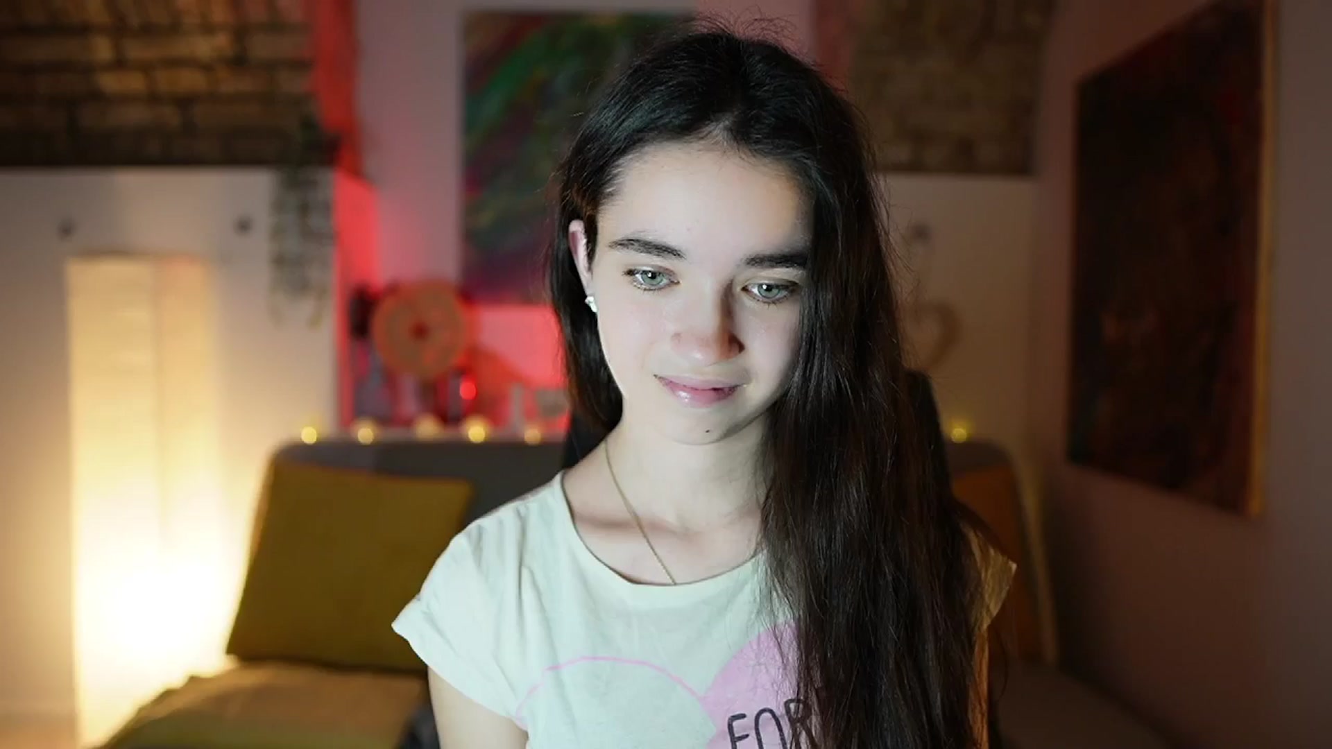 Gallery image thumbnail from Gia_Paige18's myfreecams stream on, 12/21/2024, 14:00 image 2 of 20