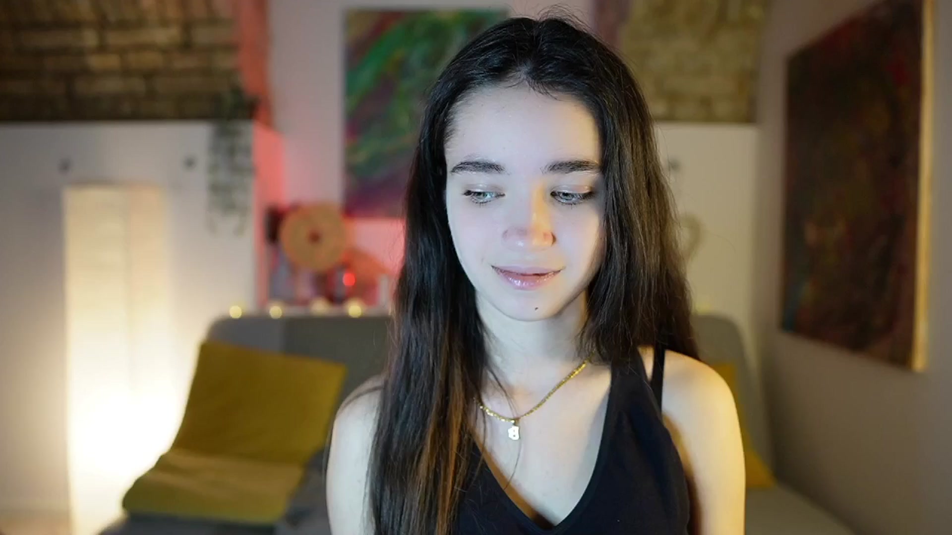 Gallery image thumbnail from Gia_Paige18's myfreecams stream on, 12/22/2024, 09:39 image 7 of 20