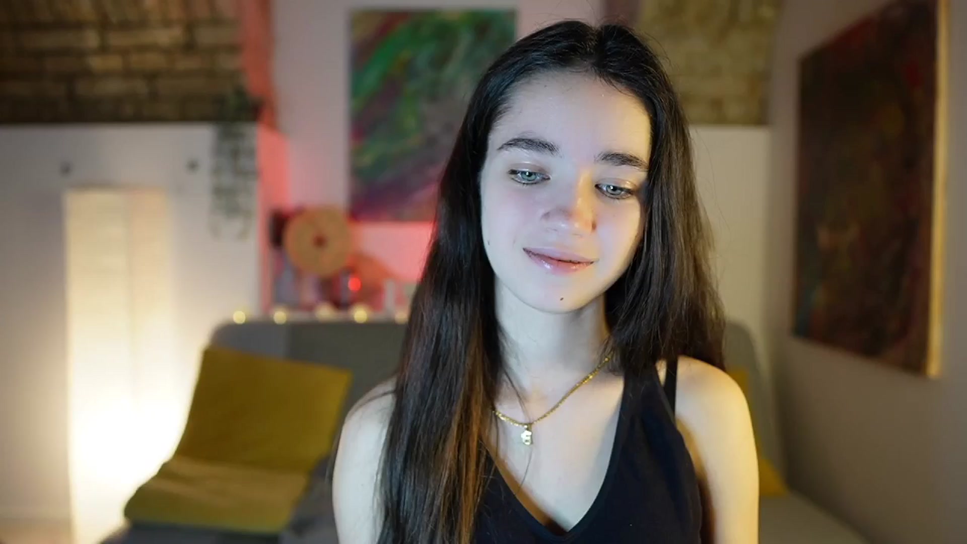 Gallery image thumbnail from Gia_Paige18's myfreecams stream on, 12/22/2024, 09:39 image 8 of 20