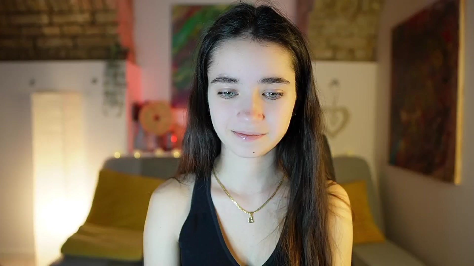 Gallery image thumbnail from Gia_Paige18's myfreecams stream on, 12/22/2024, 10:15 image 12 of 20