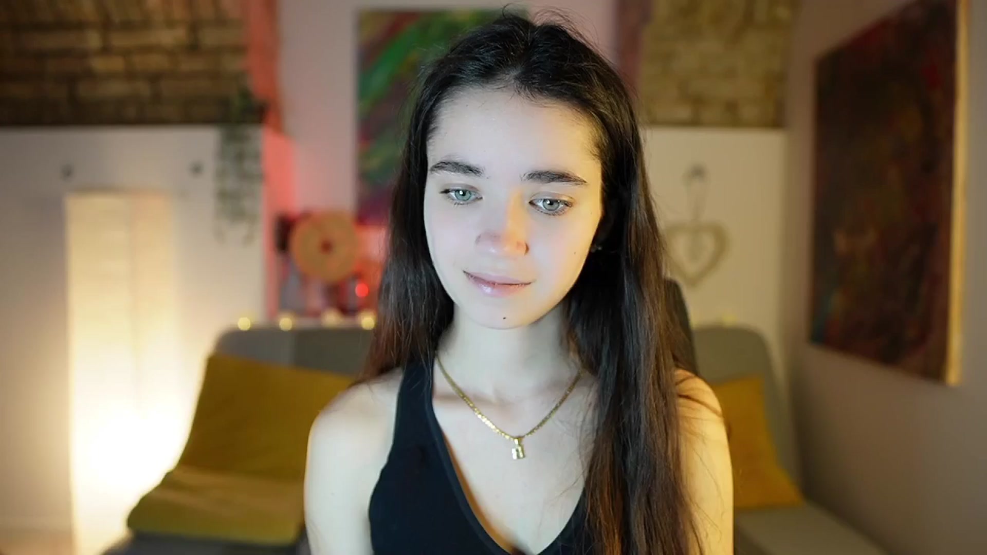 Gallery image thumbnail from Gia_Paige18's myfreecams stream on, 12/22/2024, 10:15 image 8 of 20