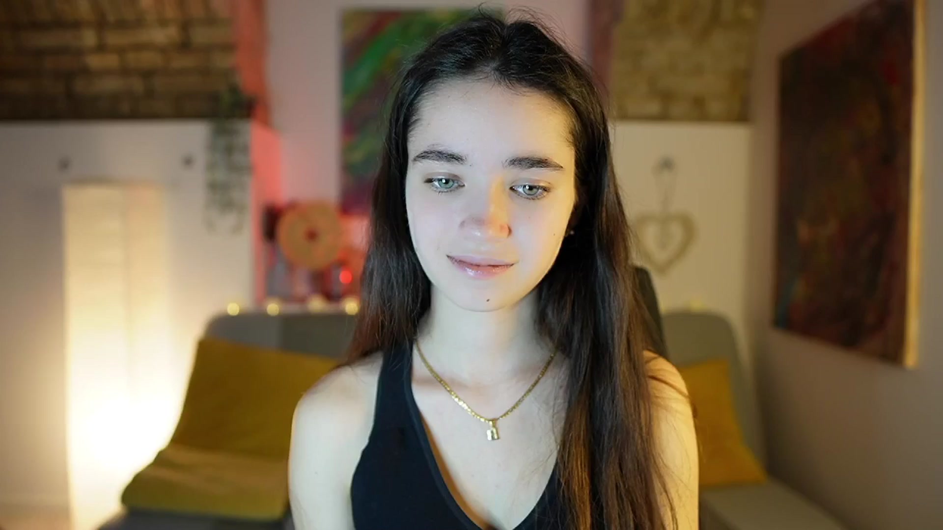 Gallery image thumbnail from Gia_Paige18's myfreecams stream on, 12/22/2024, 10:15 image 6 of 20