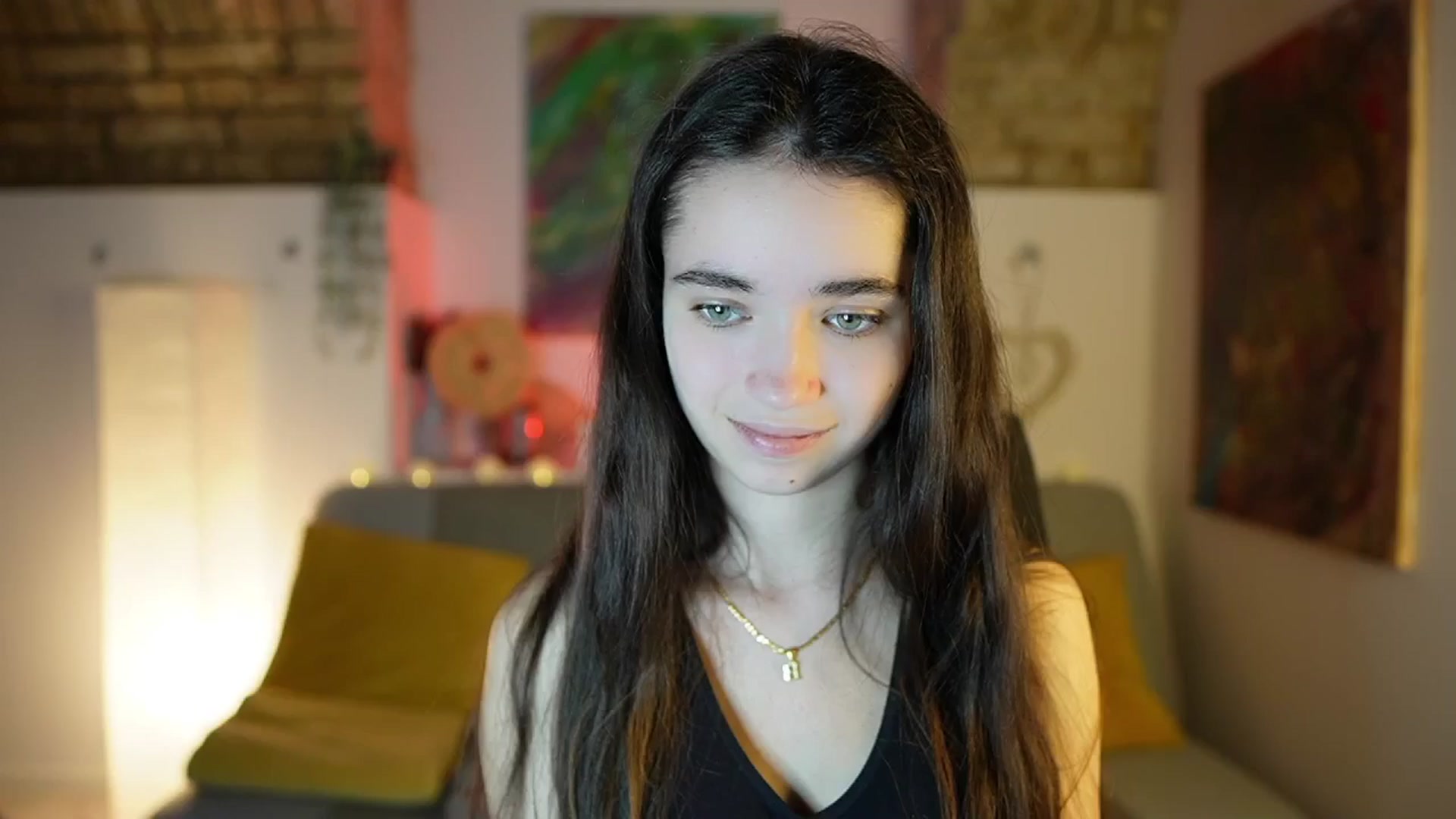 Gallery image thumbnail from Gia_Paige18's myfreecams stream on, 12/22/2024, 11:13 image 14 of 20
