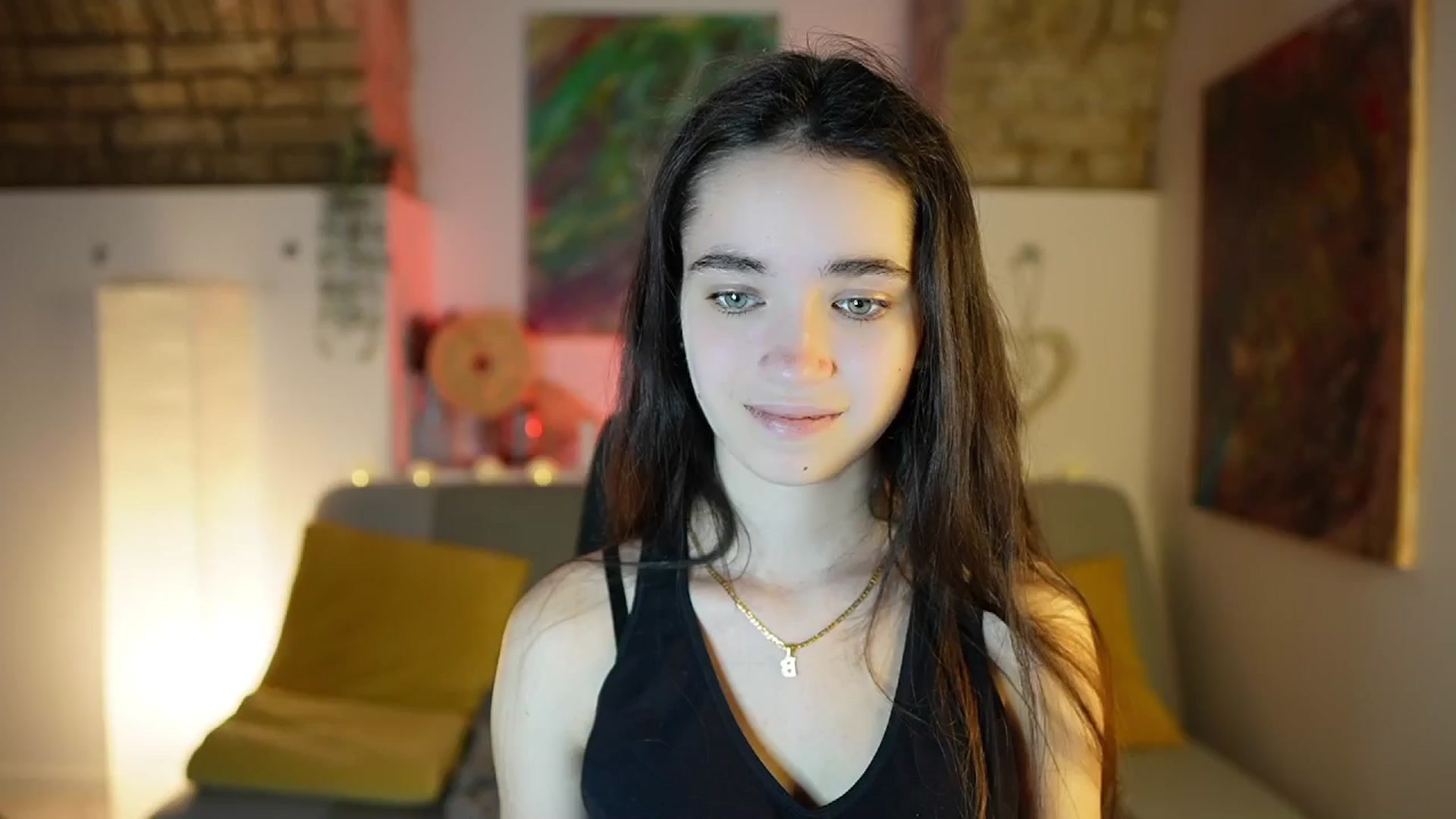 Gallery image thumbnail from Gia_Paige18's myfreecams stream on, 12/22/2024, 11:13 image 19 of 20
