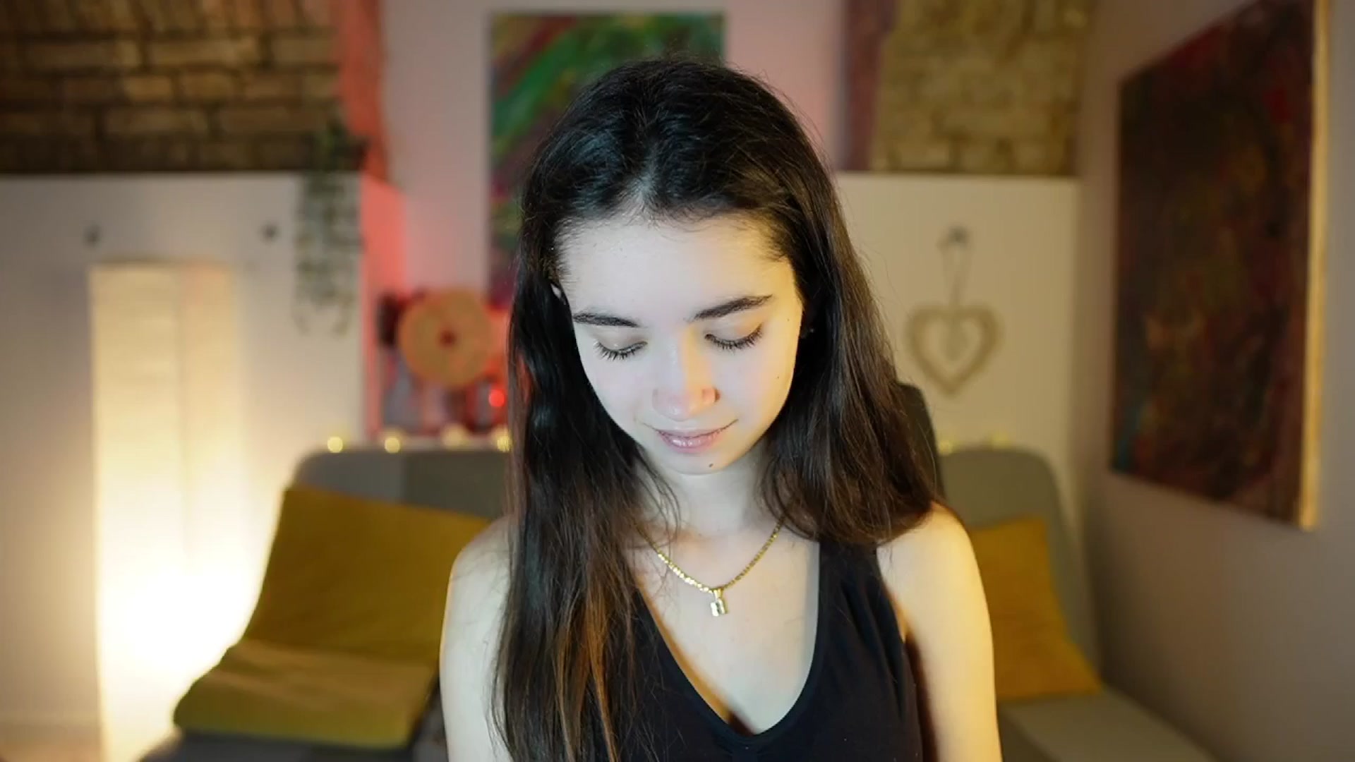 Gallery image thumbnail from Gia_Paige18's myfreecams stream on, 12/22/2024, 11:13 image 8 of 20