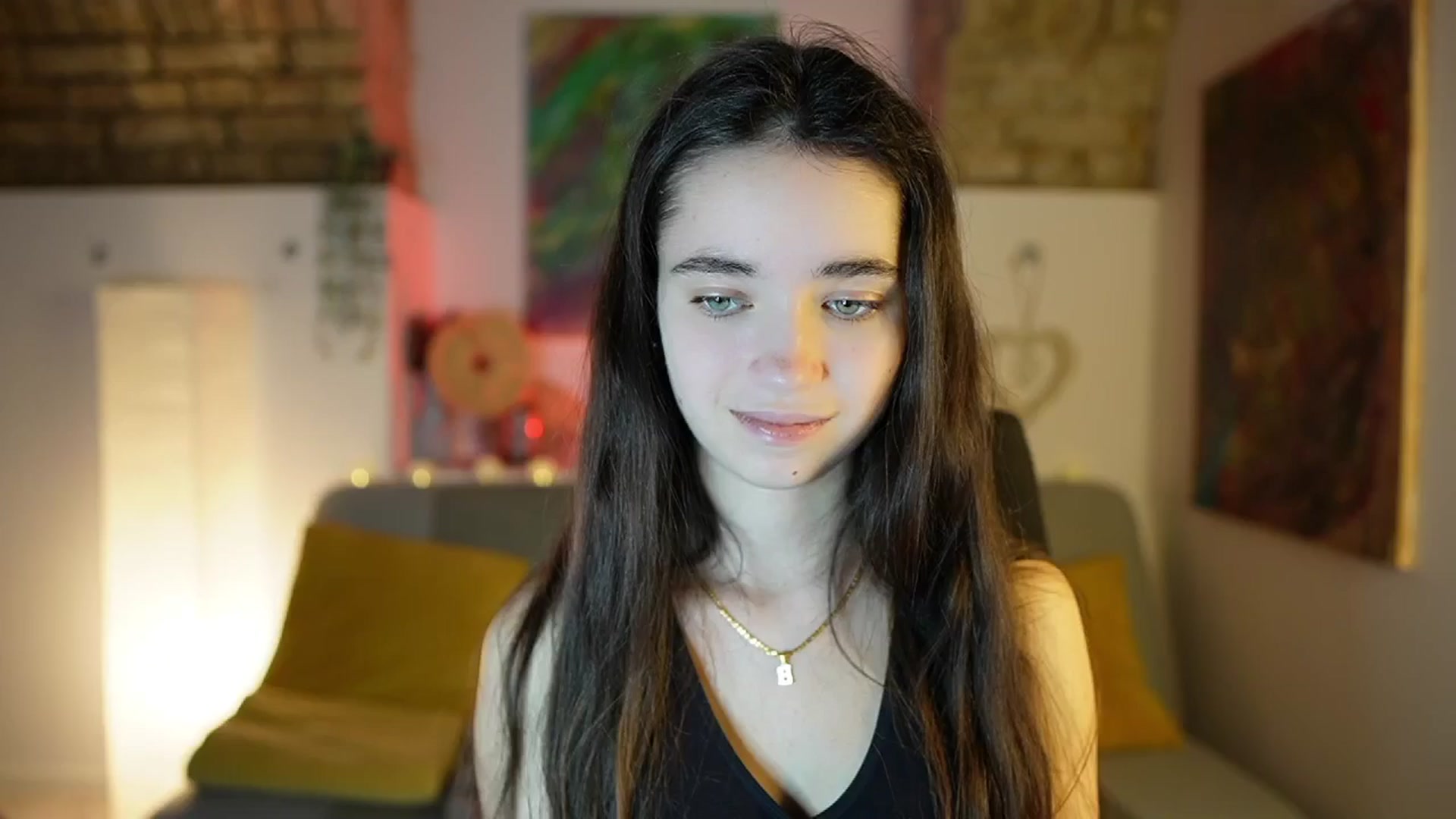 Gallery image thumbnail from Gia_Paige18's myfreecams stream on, 12/22/2024, 11:13 image 16 of 20