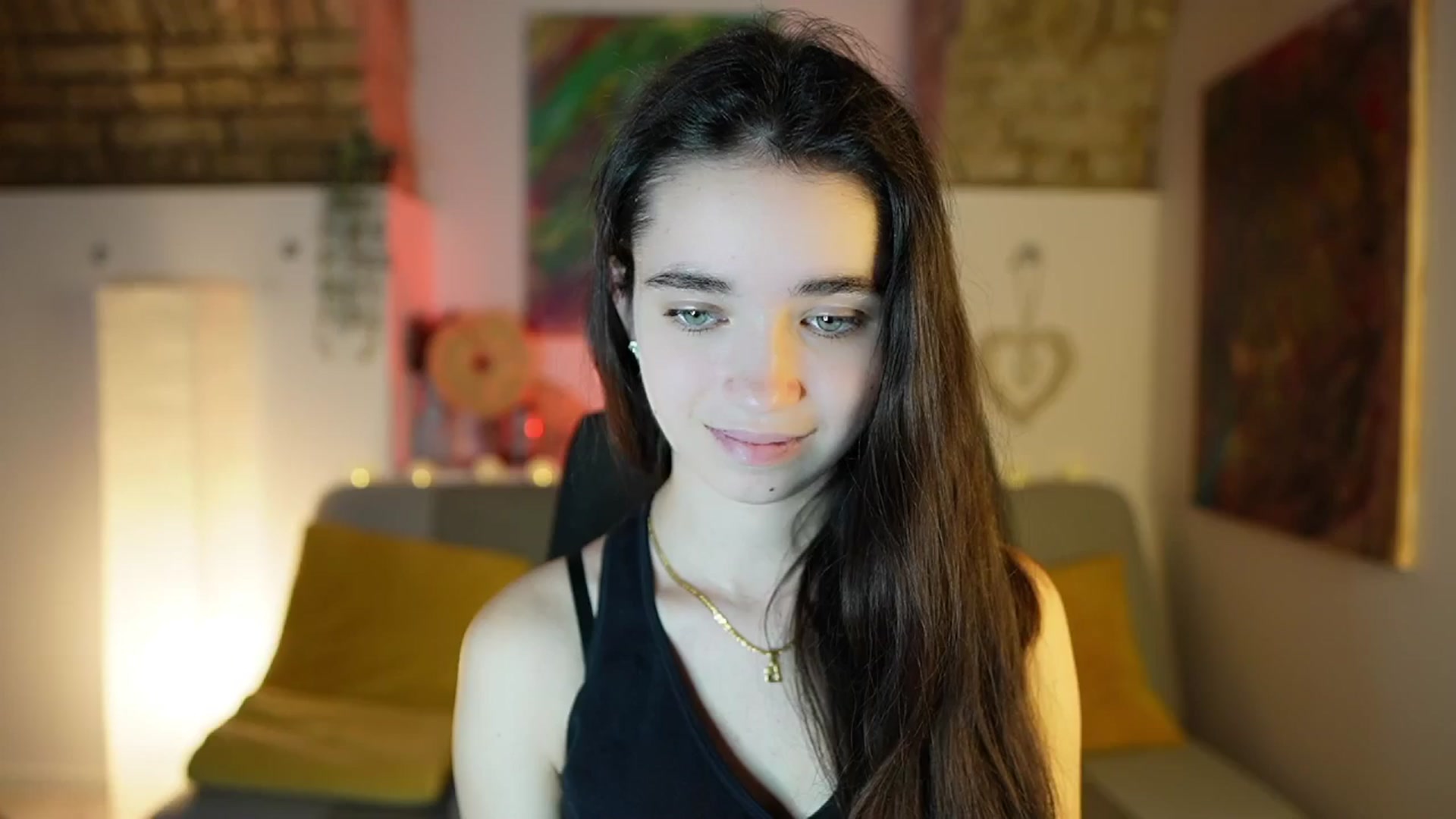 Gallery image thumbnail from Gia_Paige18's myfreecams stream on, 12/22/2024, 12:20 image 10 of 20