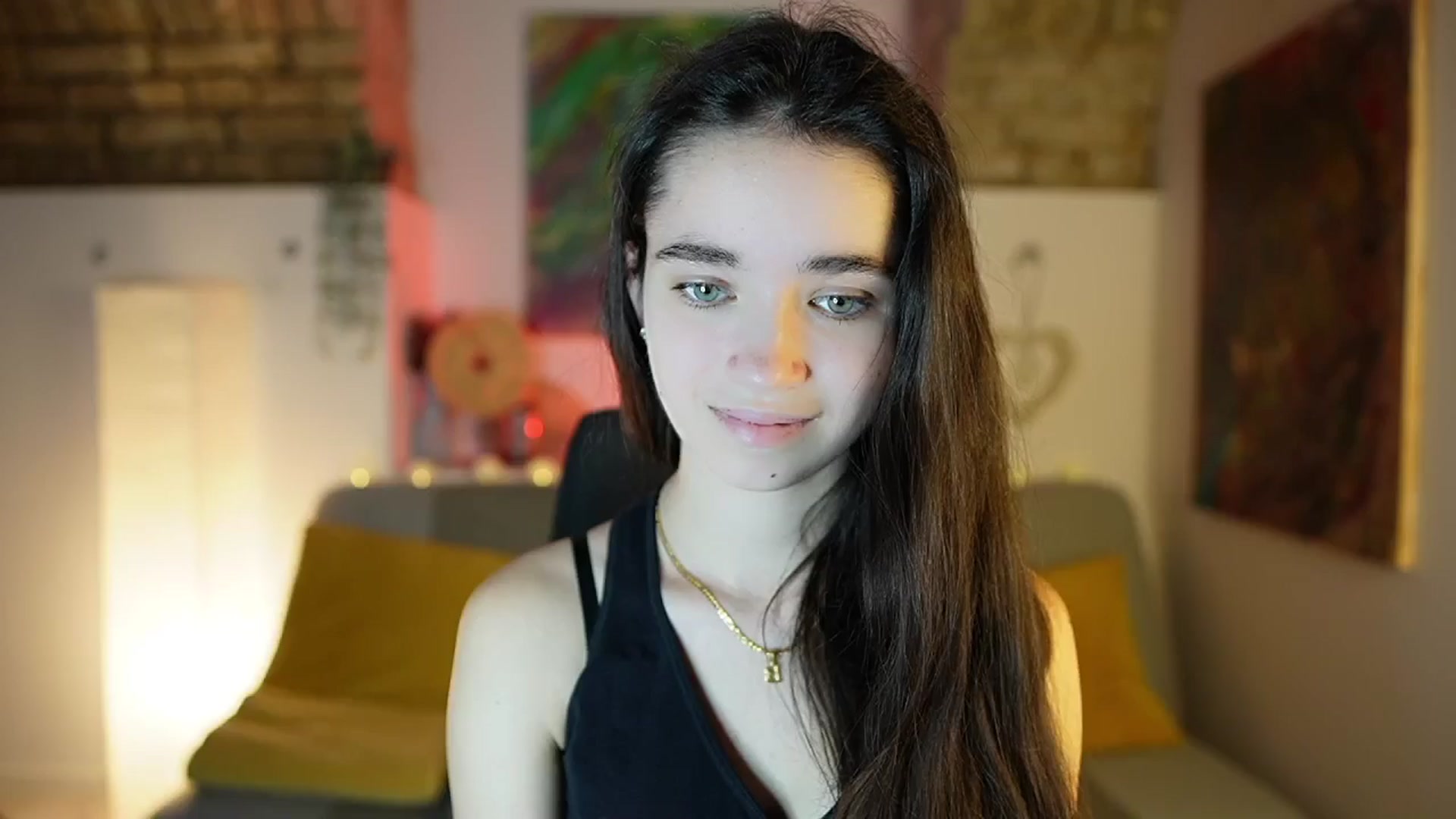 Gallery image thumbnail from Gia_Paige18's myfreecams stream on, 12/22/2024, 12:20 image 7 of 20