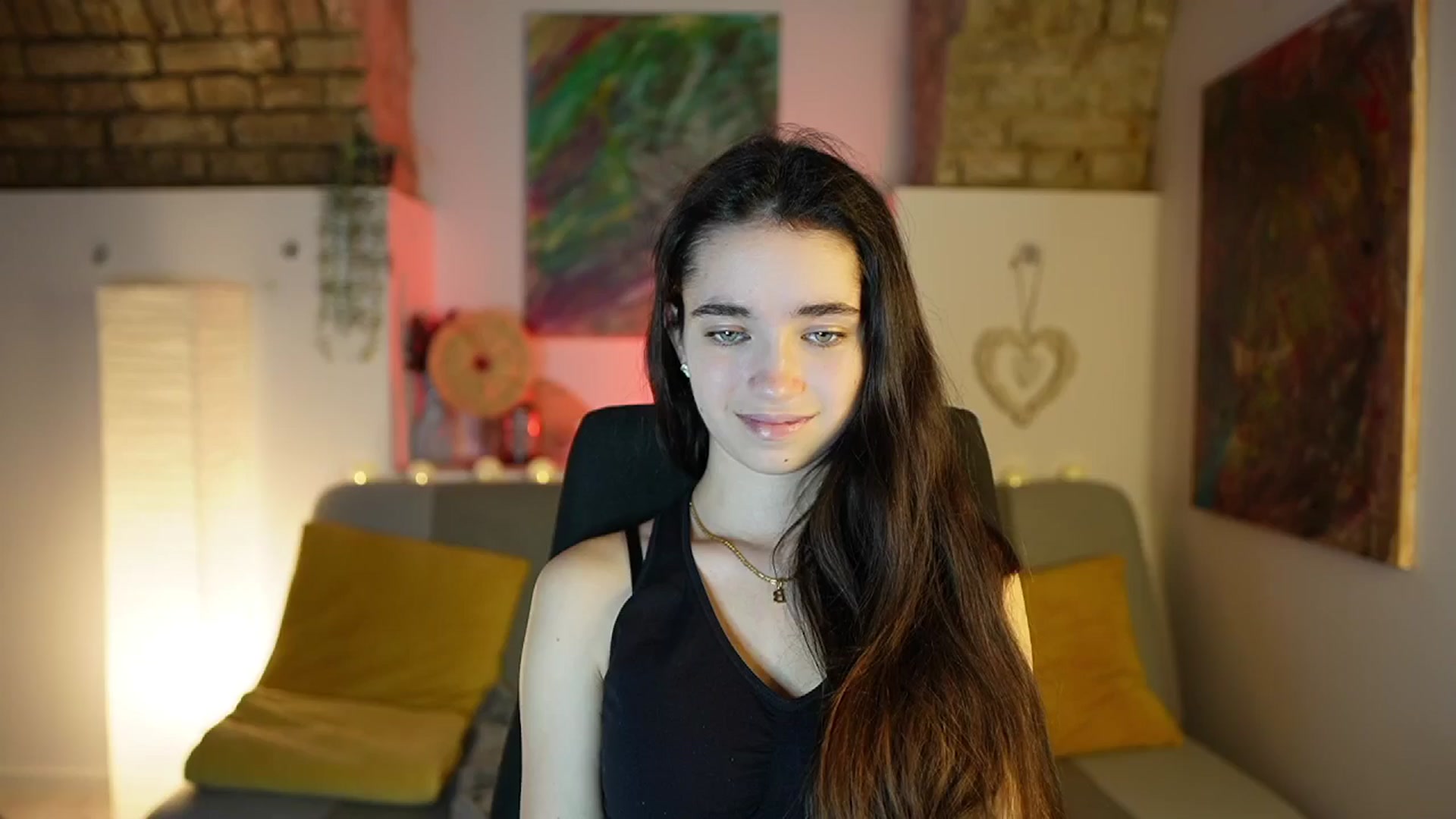 Gallery image thumbnail from Gia_Paige18's myfreecams stream on, 12/22/2024, 12:20 image 12 of 20