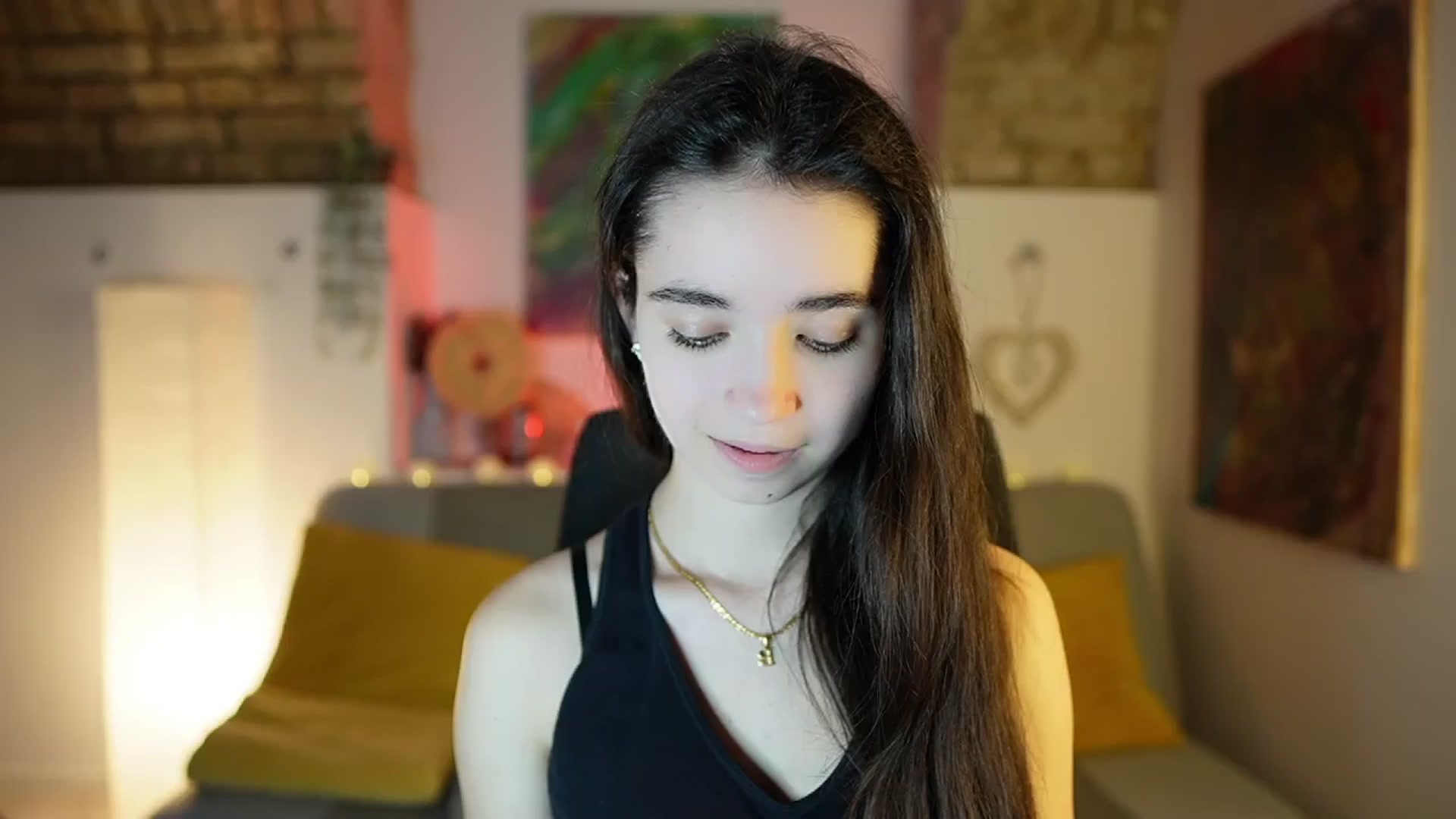 Gallery image thumbnail from Gia_Paige18's myfreecams stream on, 12/22/2024, 12:20 image 1 of 20