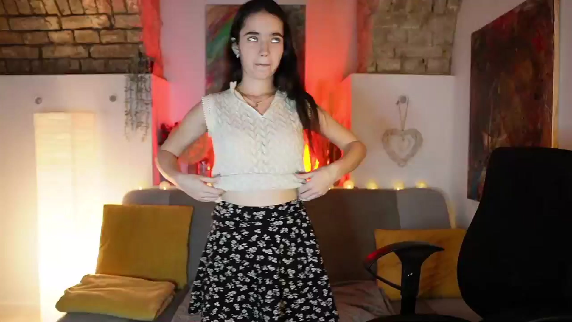 Gallery image thumbnail from Gia_Paige18's myfreecams stream on, 12/27/2024, 18:39 image 11 of 20