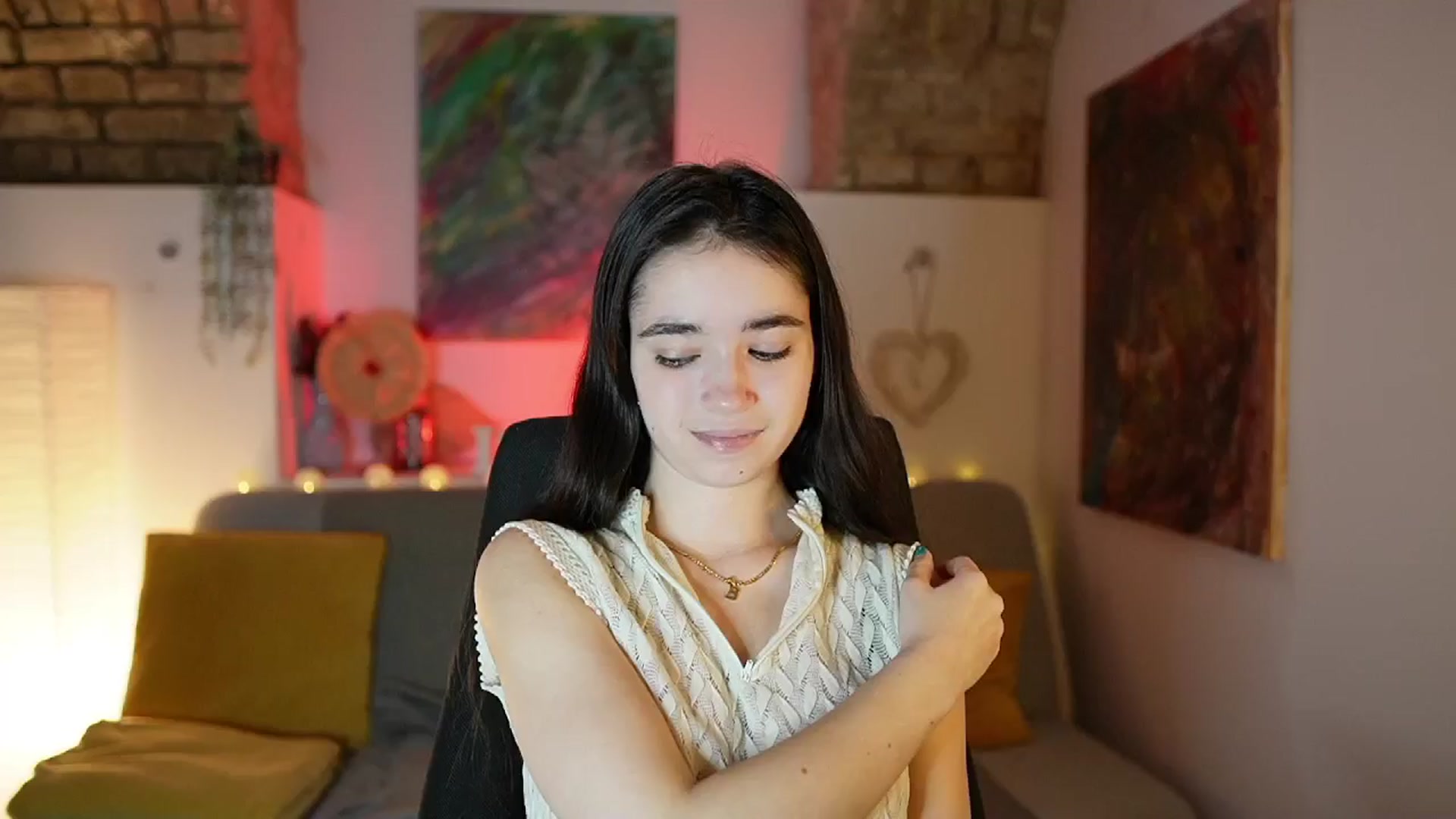 Gallery image thumbnail from Gia_Paige18's myfreecams stream on, 01/03/2025, 11:22 image 8 of 20