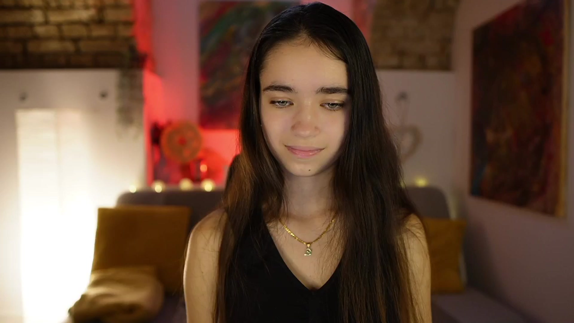 Gallery image thumbnail from Gia_Paige18's myfreecams stream on, 01/04/2025, 10:24 image 18 of 20