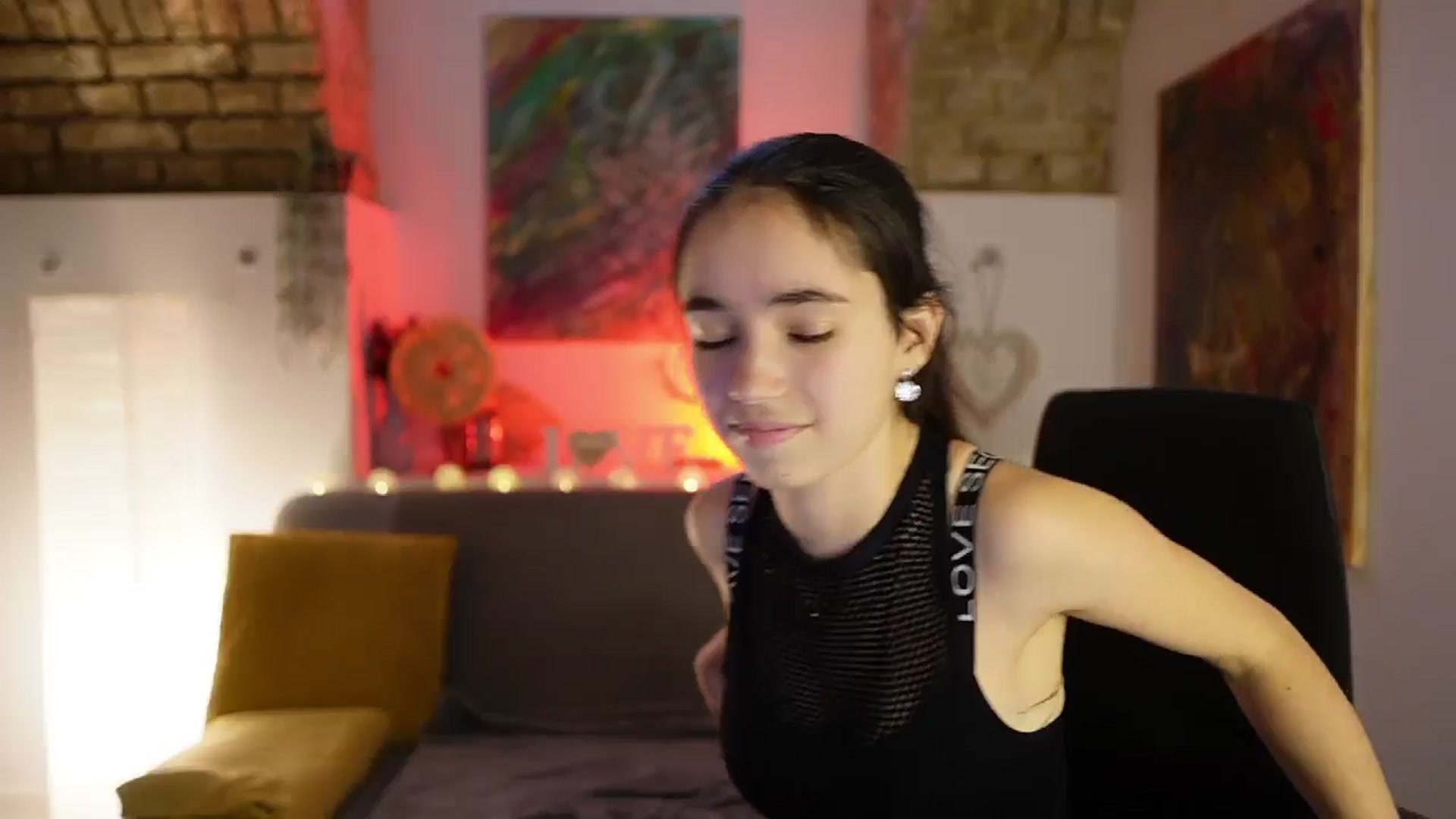 Gallery image thumbnail from Gia_Paige18's myfreecams stream on, 01/07/2025, 12:05 image 11 of 20