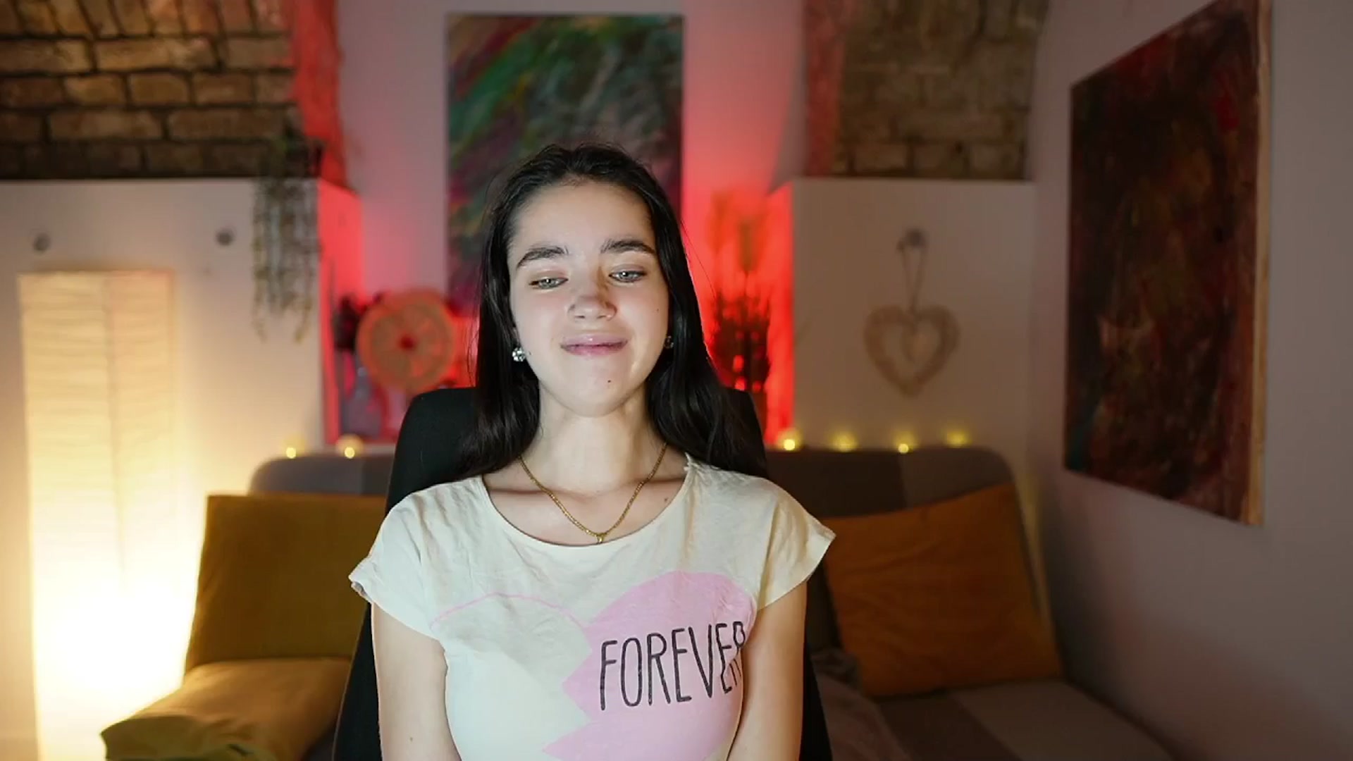 Gallery image thumbnail from Gia_Paige18's myfreecams stream on, 01/08/2025, 14:02 image 19 of 20