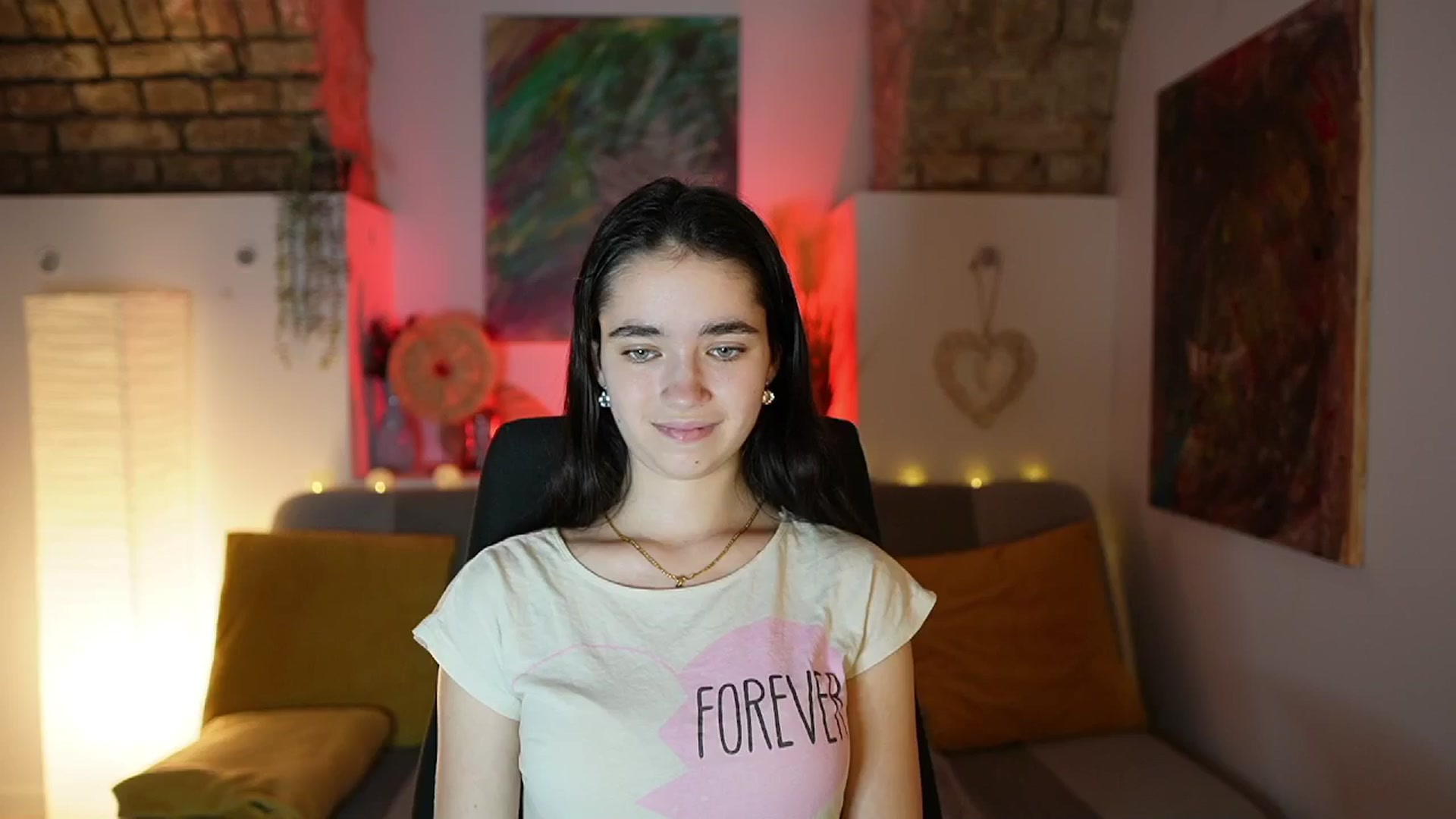 Gallery image thumbnail from Gia_Paige18's myfreecams stream on, 01/08/2025, 14:02 image 17 of 20