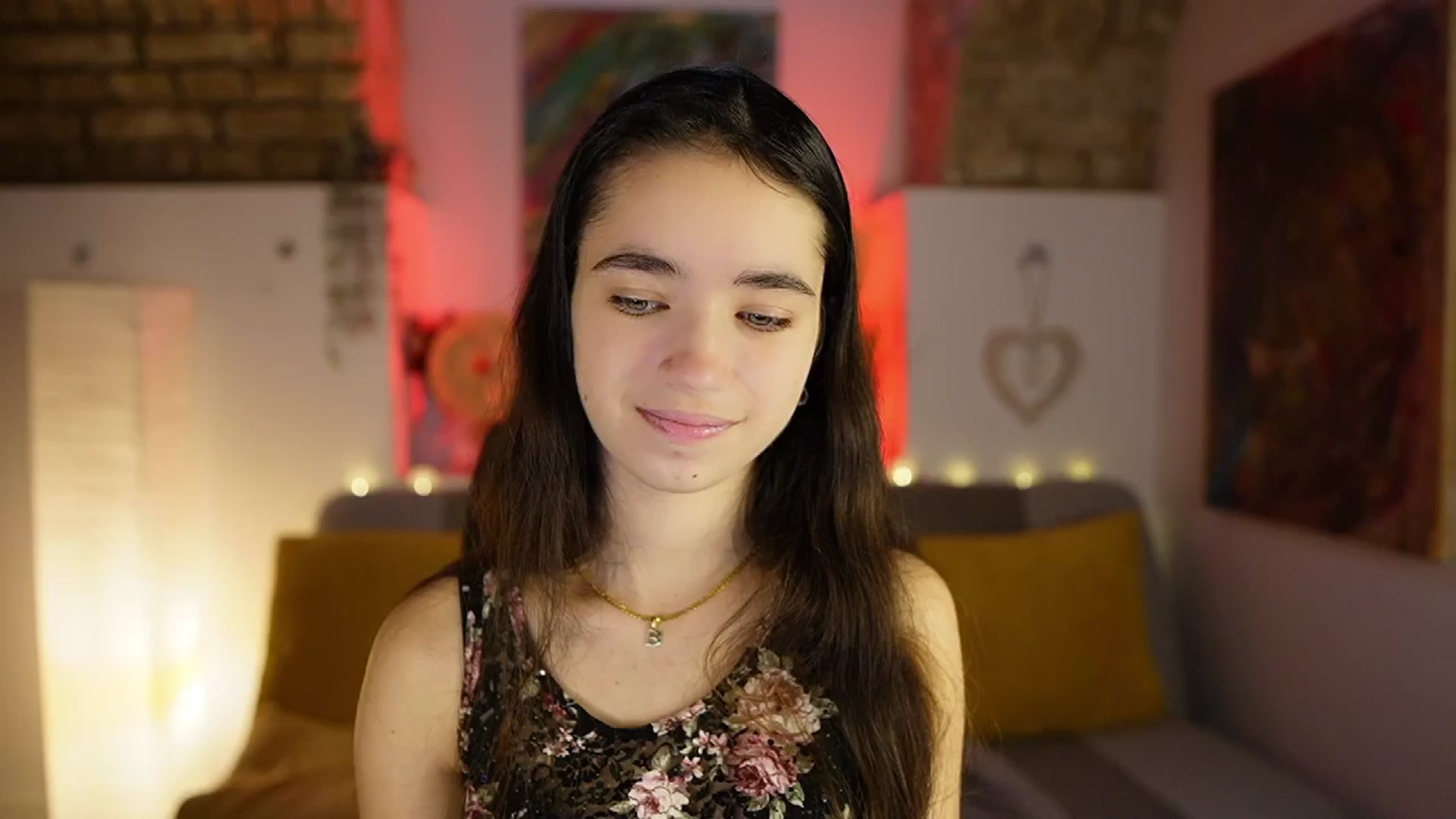 Gallery image thumbnail from Gia_Paige18's myfreecams stream on, 01/16/2025, 10:38 image 4 of 20