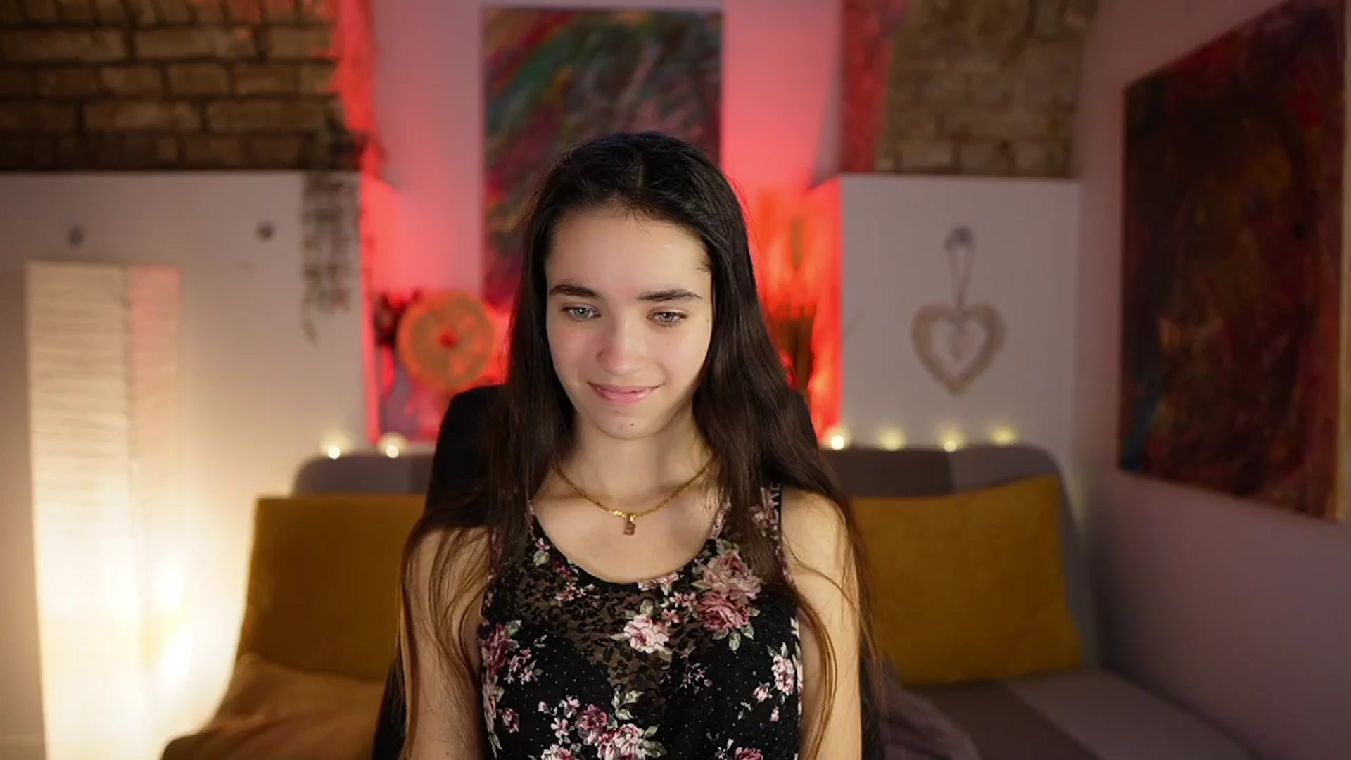 Gallery image thumbnail from Gia_Paige18's myfreecams stream on, 01/16/2025, 13:38 image 12 of 20