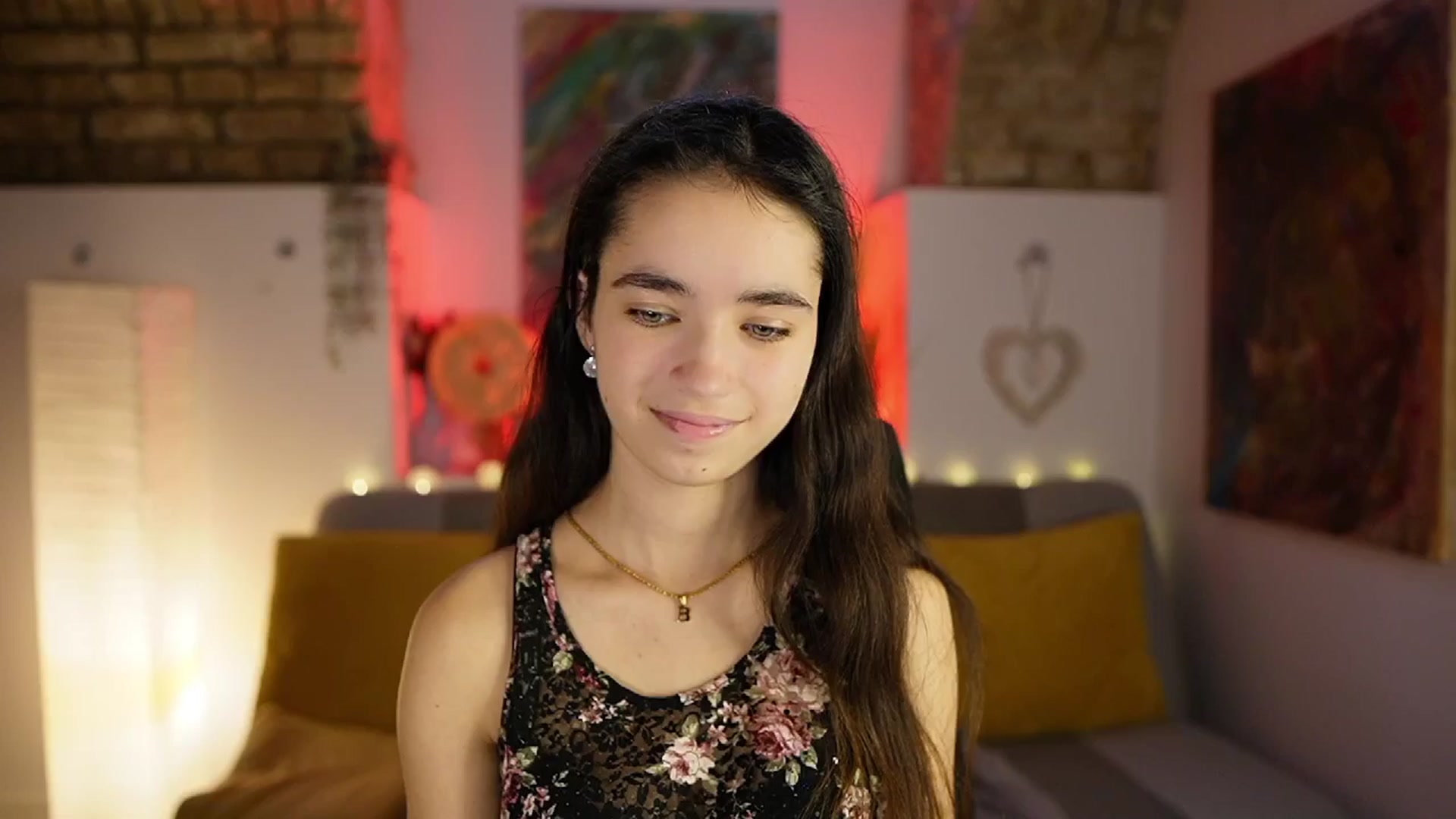 Gallery image thumbnail from Gia_Paige18's myfreecams stream on, 01/16/2025, 13:38 image 1 of 20