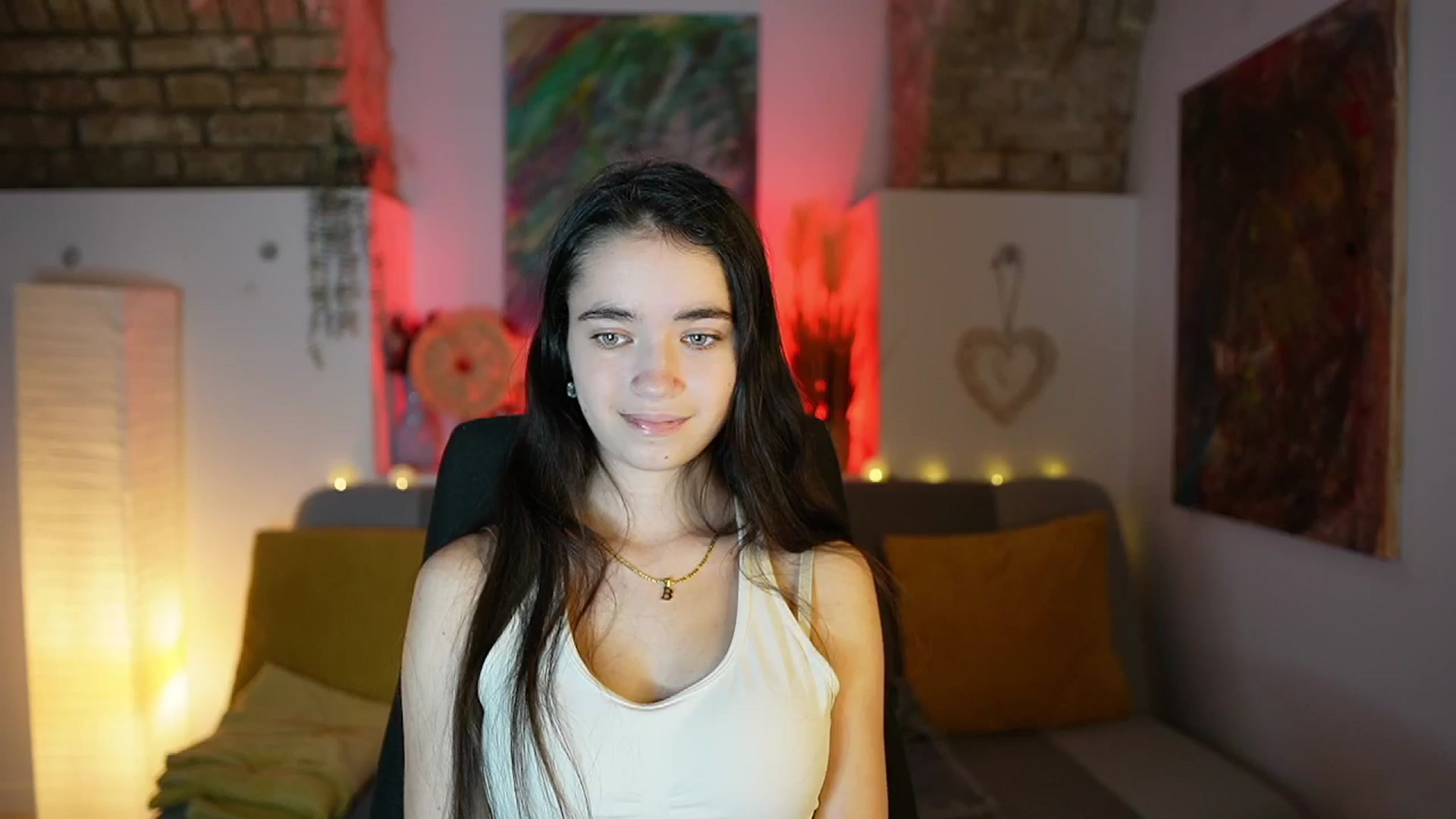 Gallery image thumbnail from Gia_Paige18's myfreecams stream on, 01/17/2025, 11:45 image 6 of 20