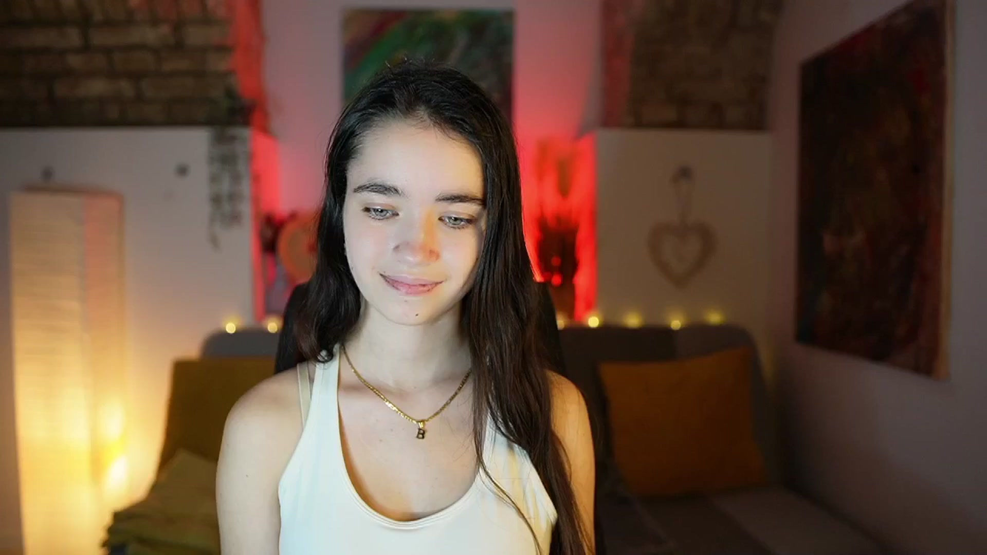 Gallery image thumbnail from Gia_Paige18's myfreecams stream on, 01/17/2025, 14:03 image 1 of 20