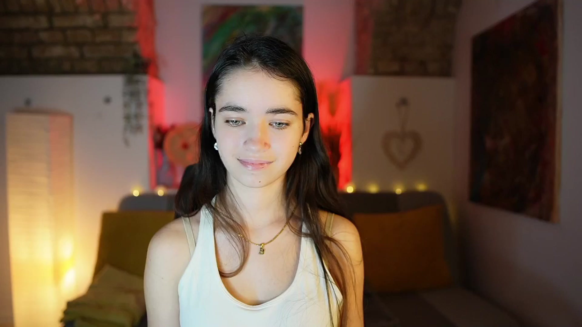 Gallery image thumbnail from Gia_Paige18's myfreecams stream on, 01/17/2025, 14:03 image 17 of 20