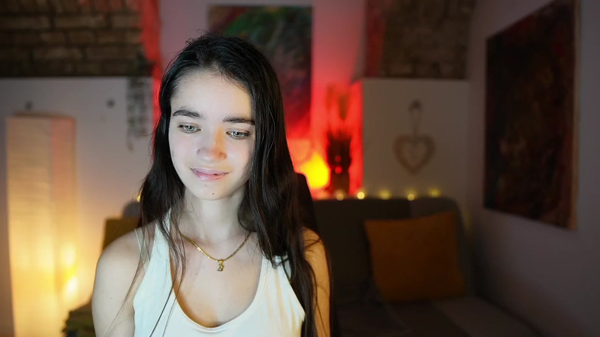 Gallery image thumbnail from Gia_Paige18's myfreecams stream on, 01/17/2025, 14:03 image 9 of 20