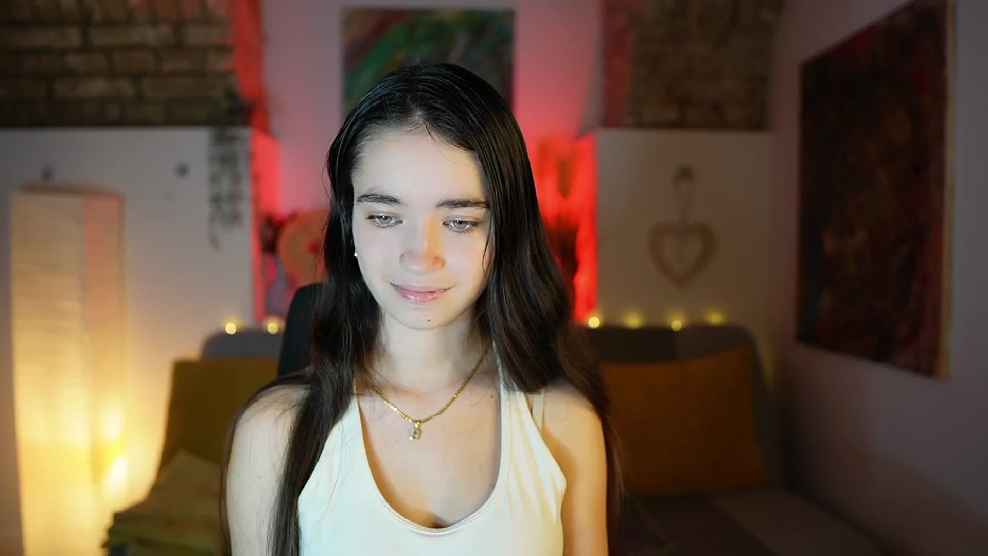 Gallery image thumbnail from Gia_Paige18's myfreecams stream on, 01/17/2025, 15:17 image 4 of 20
