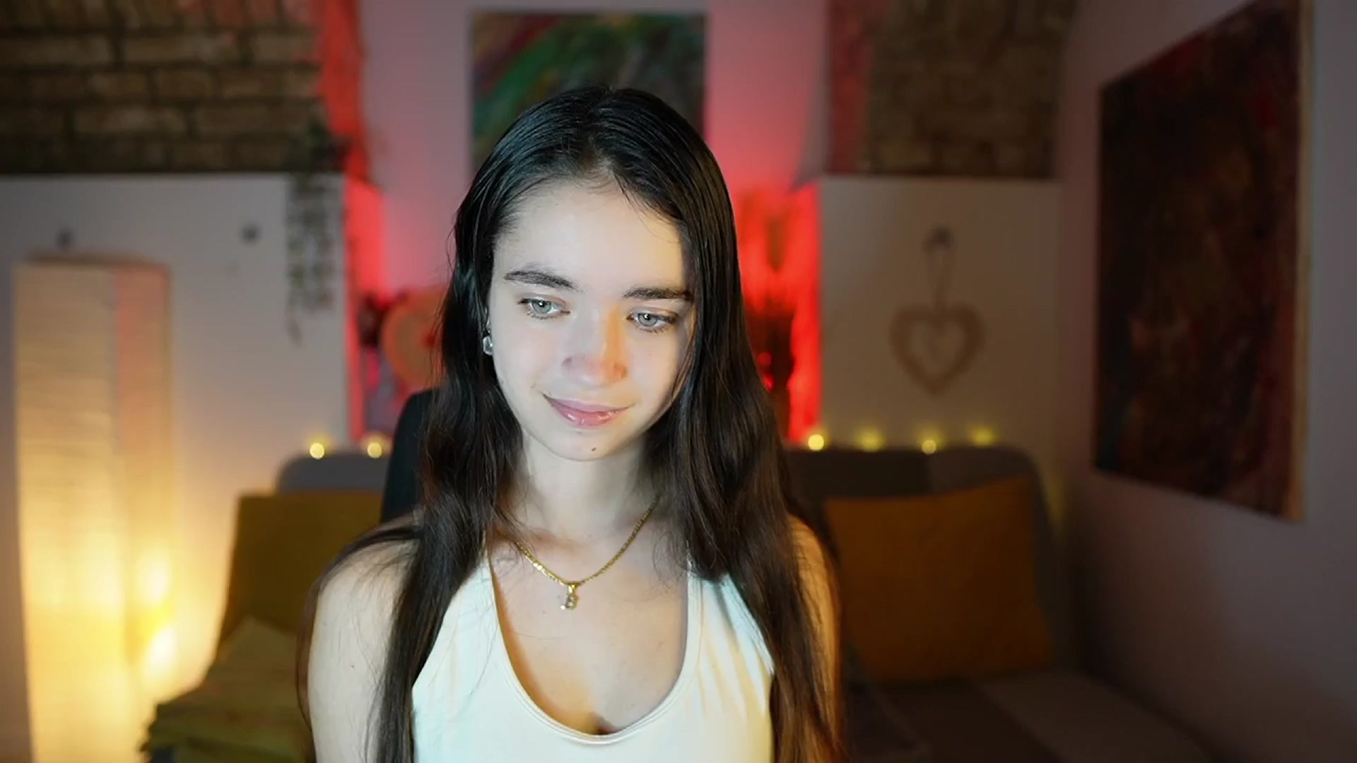 Gallery image thumbnail from Gia_Paige18's myfreecams stream on, 01/17/2025, 15:17 image 10 of 20