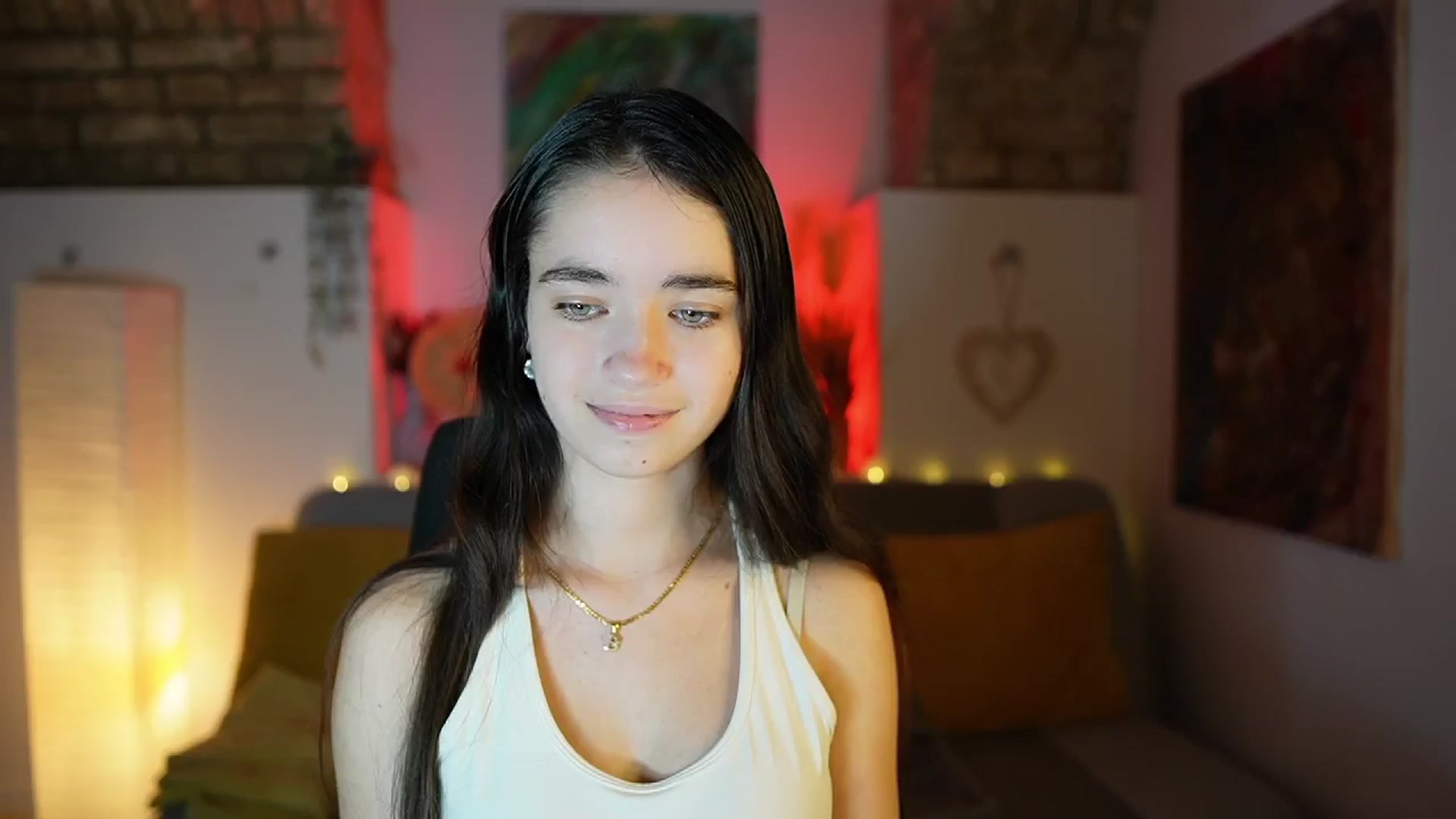 Gallery image thumbnail from Gia_Paige18's myfreecams stream on, 01/17/2025, 15:17 image 3 of 20