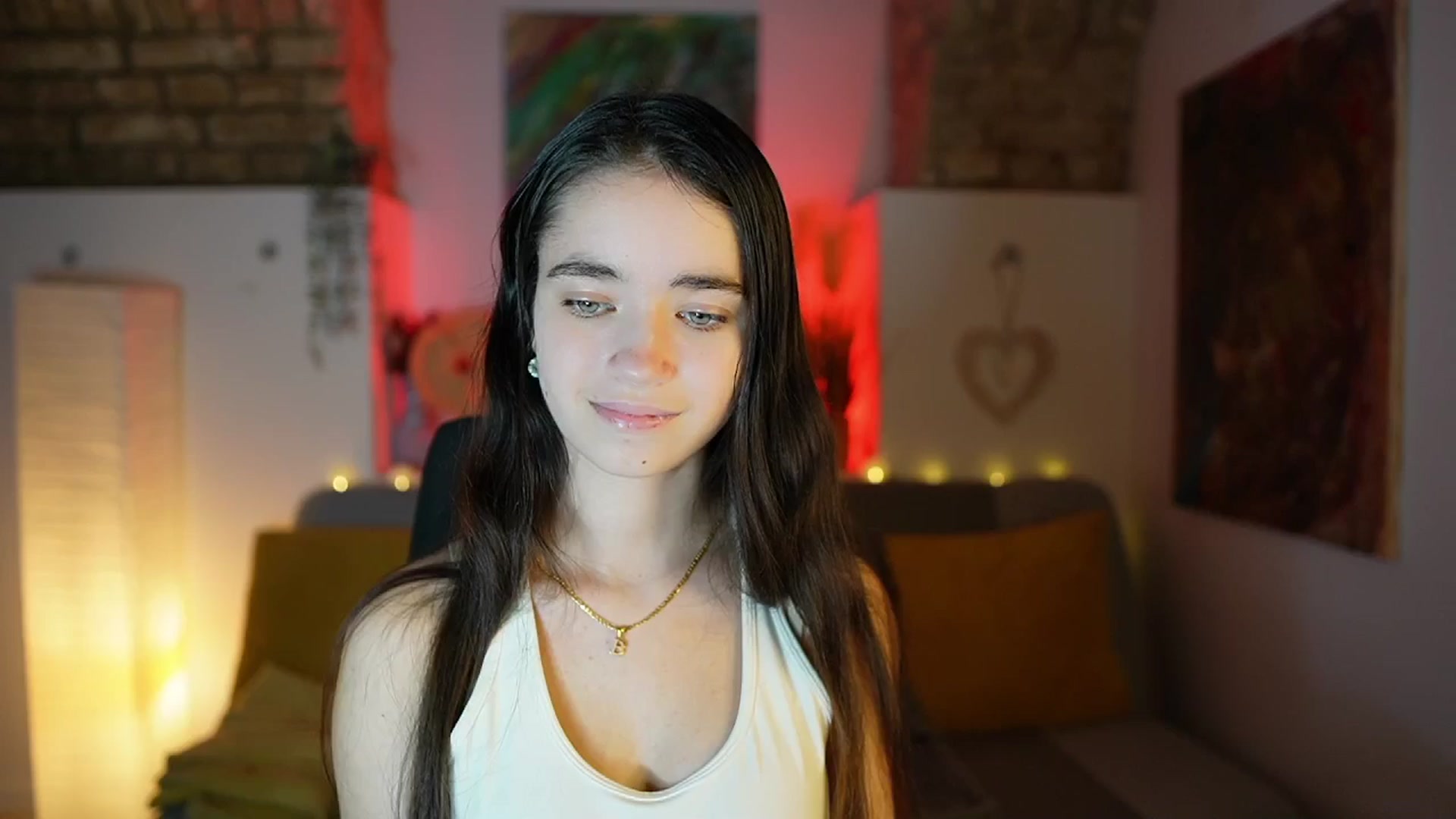 Gallery image thumbnail from Gia_Paige18's myfreecams stream on, 01/17/2025, 15:17 image 8 of 20
