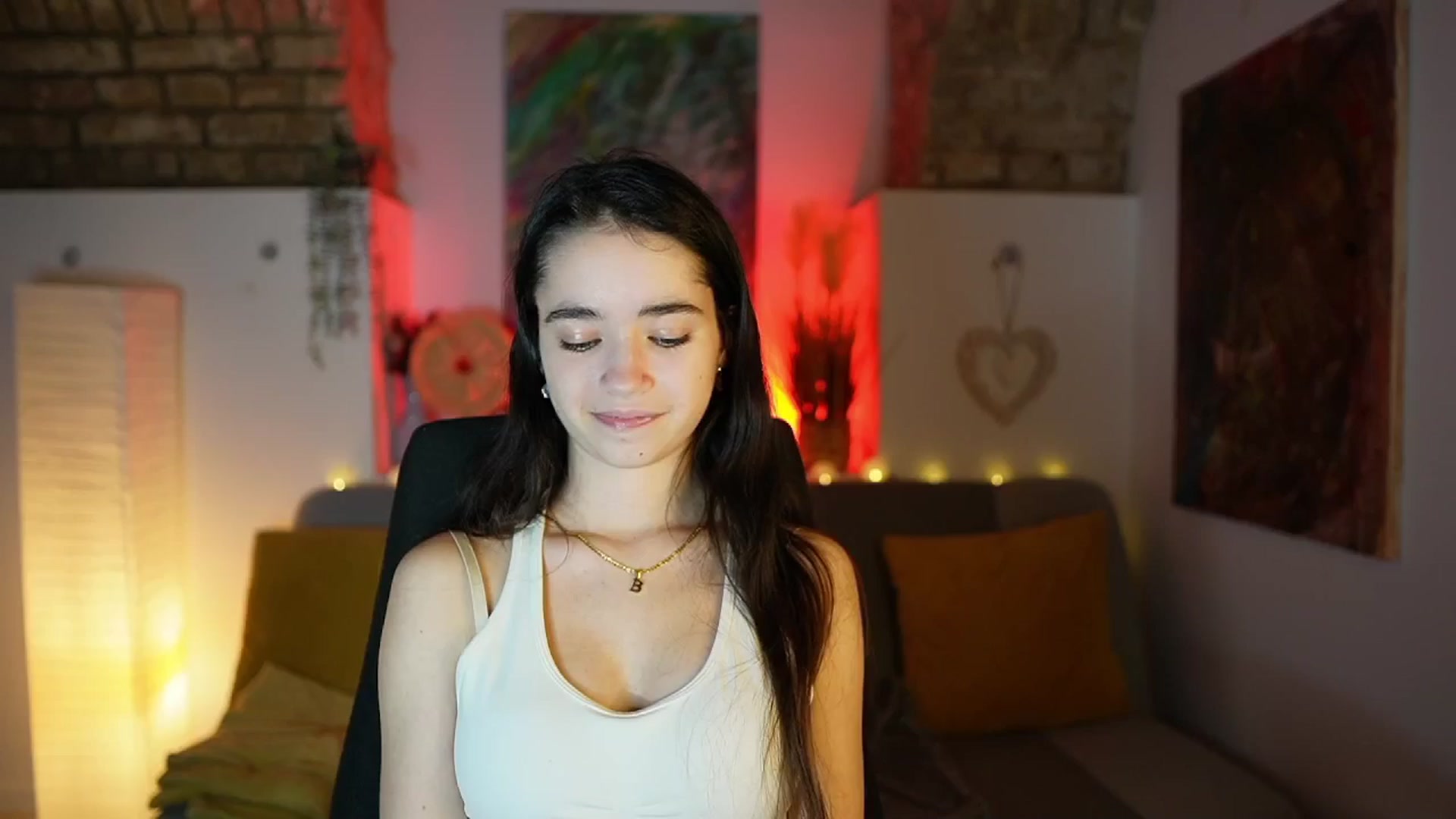 Gallery image thumbnail from Gia_Paige18's myfreecams stream on, 01/17/2025, 18:52 image 15 of 20